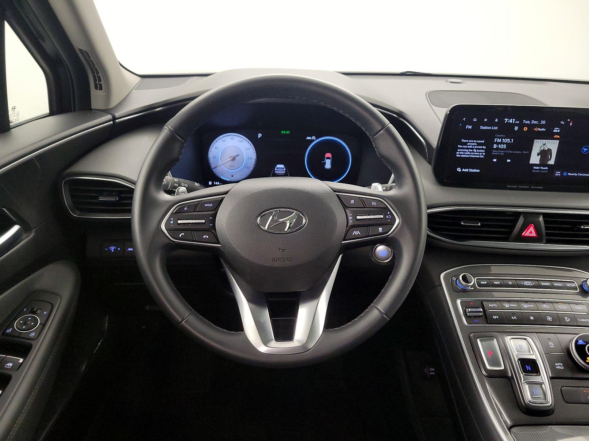 Thumbnail: 2023 Hyundai Santa Fe - 10