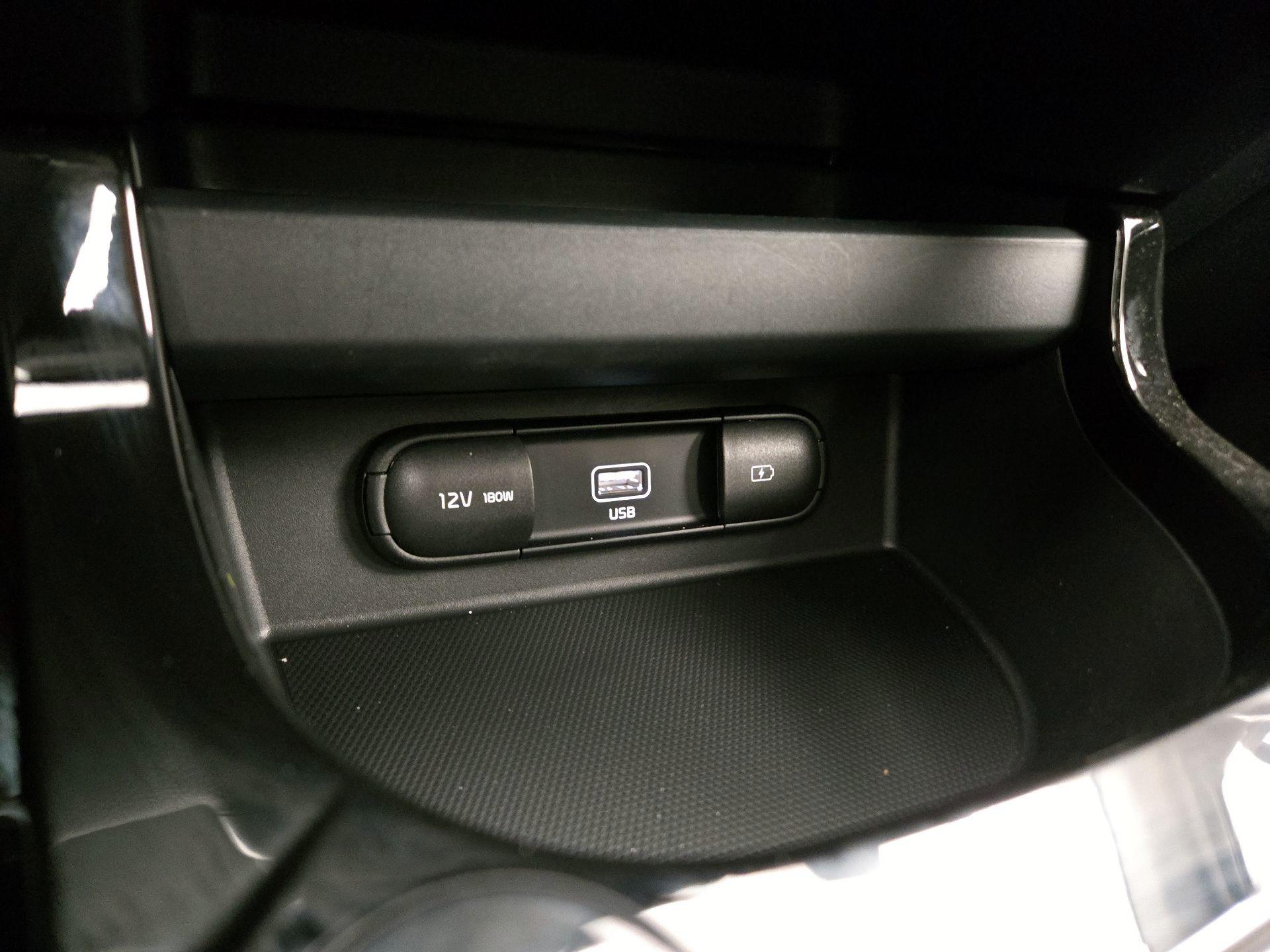 Thumbnail: 2023 Kia Seltos - 19