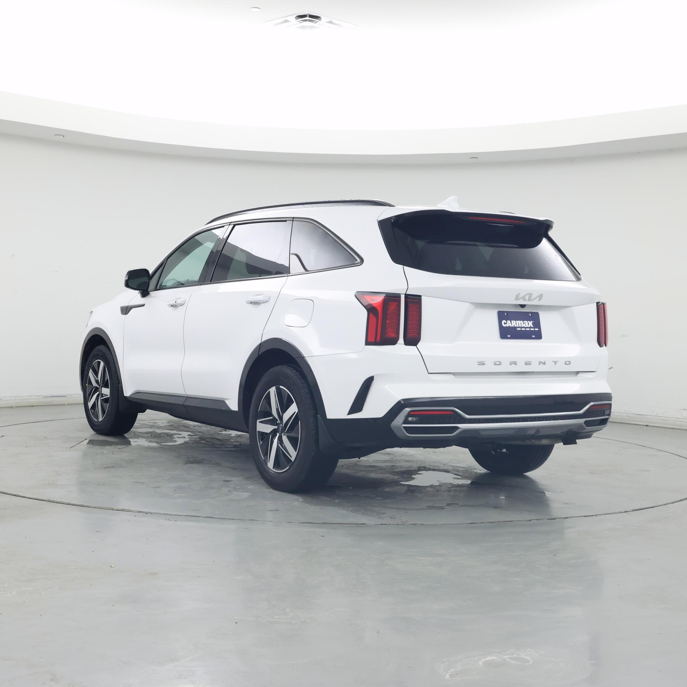 Thumbnail: 2022 Kia Sorento - 2