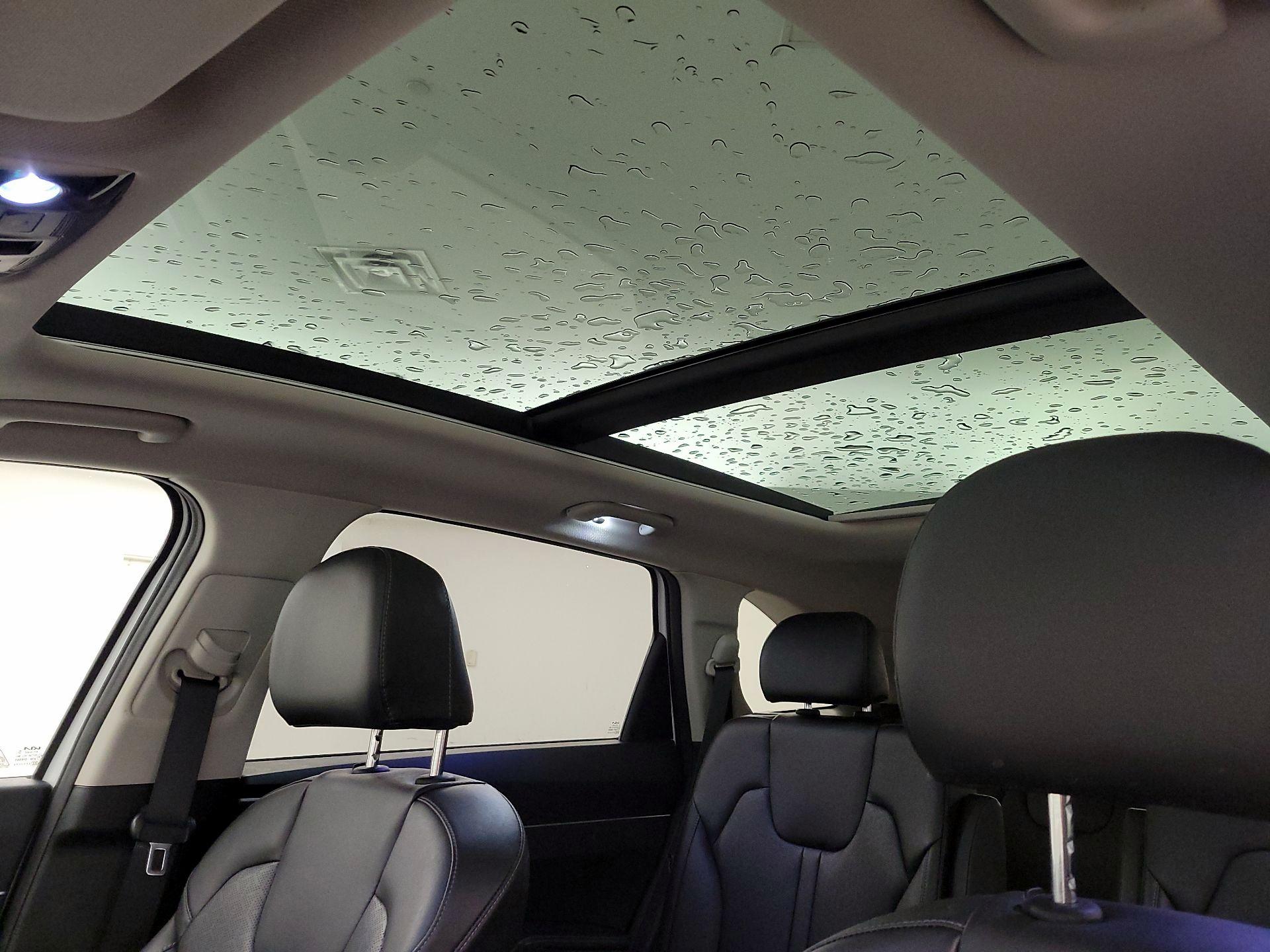 Thumbnail: 2022 Kia Sorento - 19