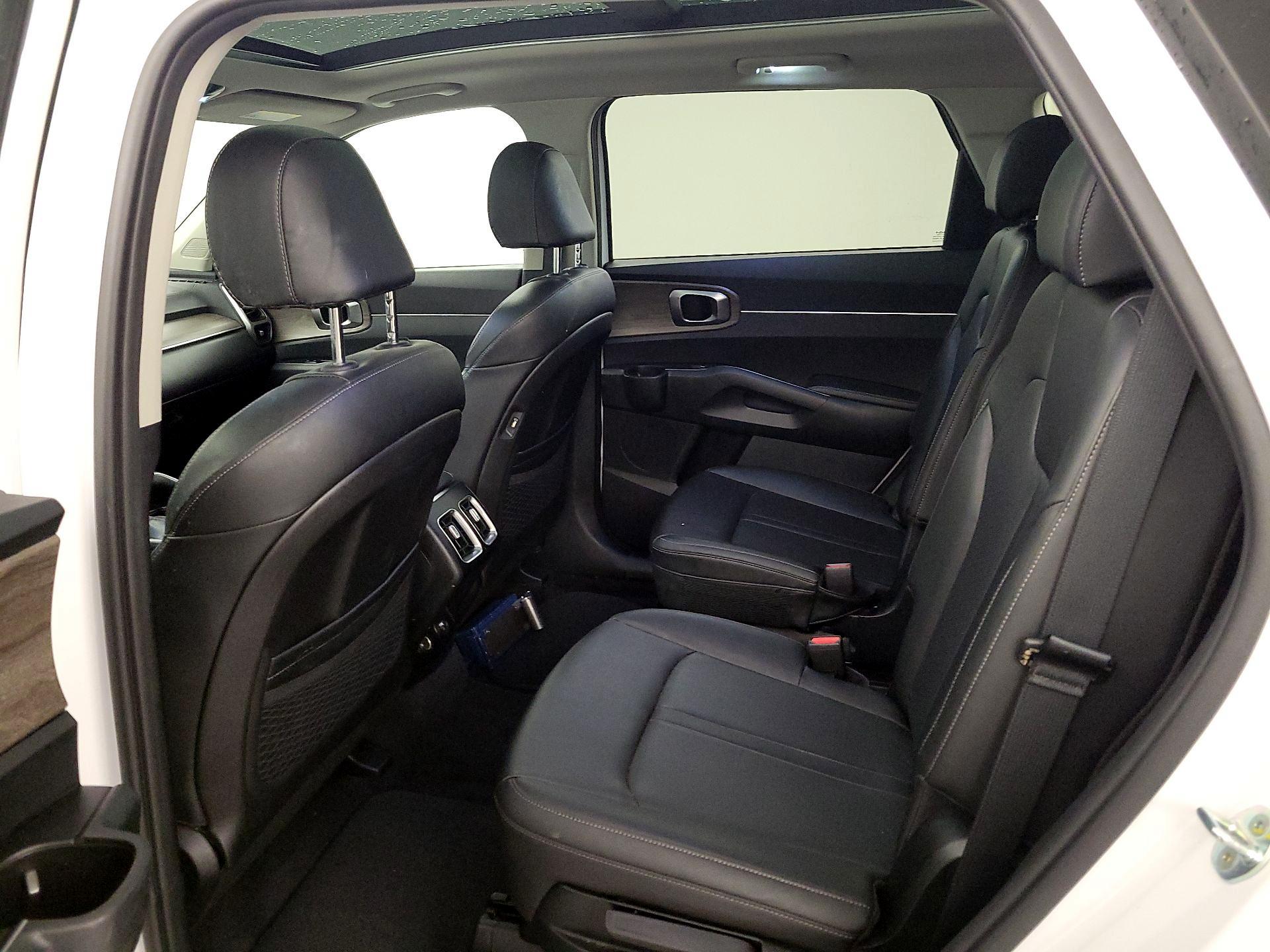 Thumbnail: 2022 Kia Sorento - 20