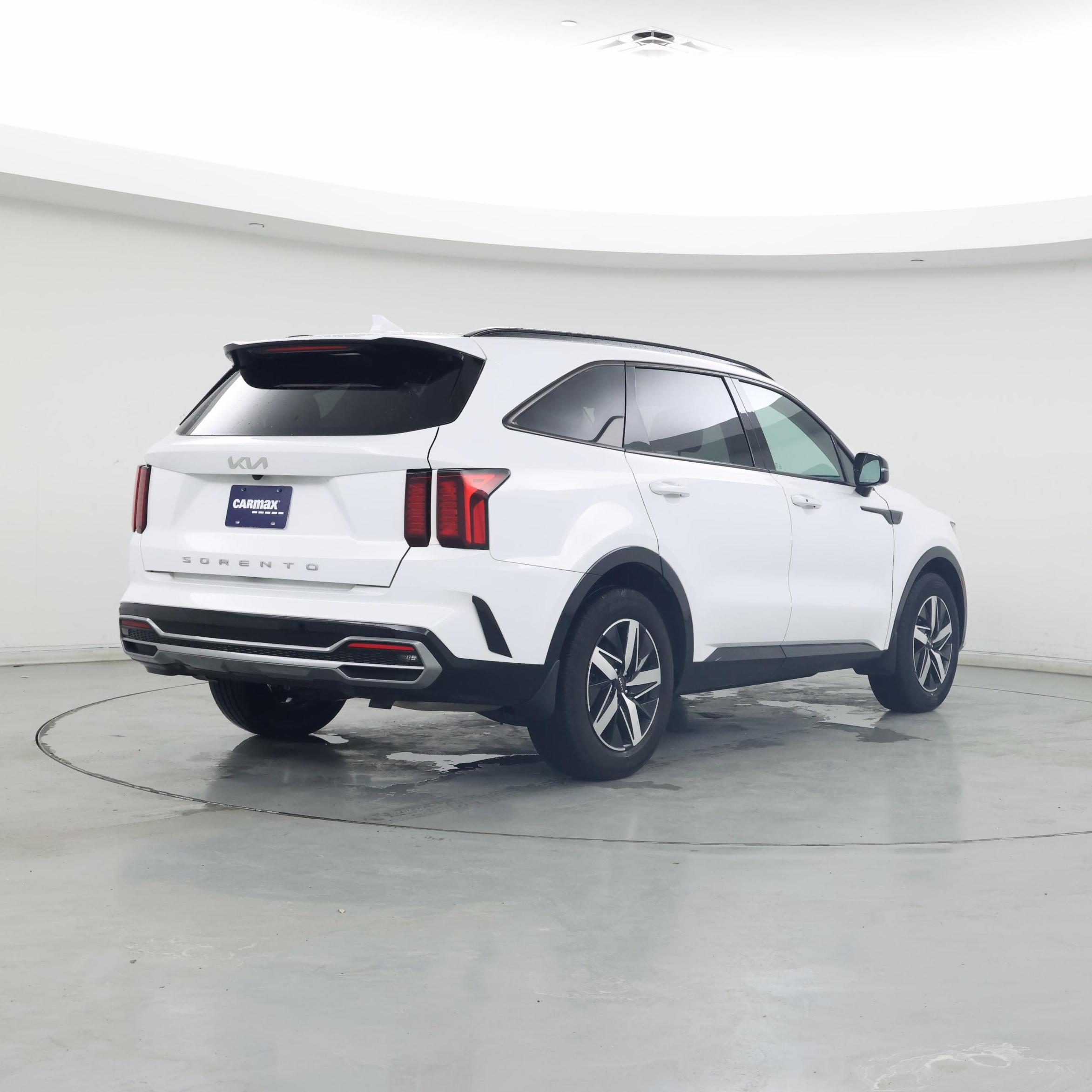 Thumbnail: 2022 Kia Sorento - 8