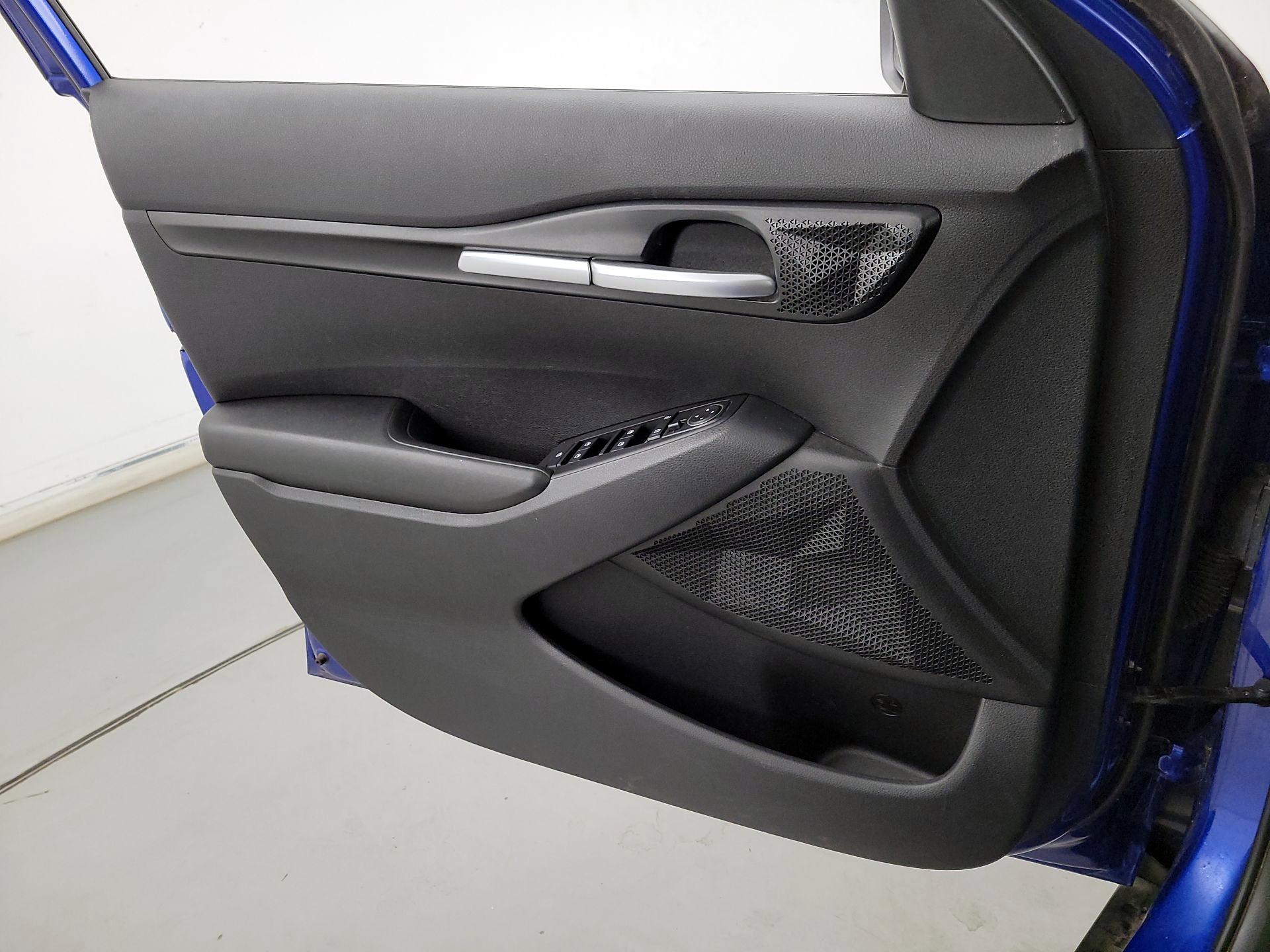 Thumbnail: 2021 Kia Seltos - 12