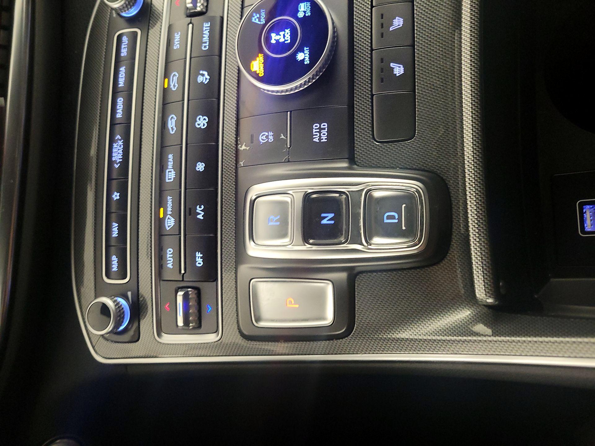 Thumbnail: 2023 Hyundai Santa Fe - 18