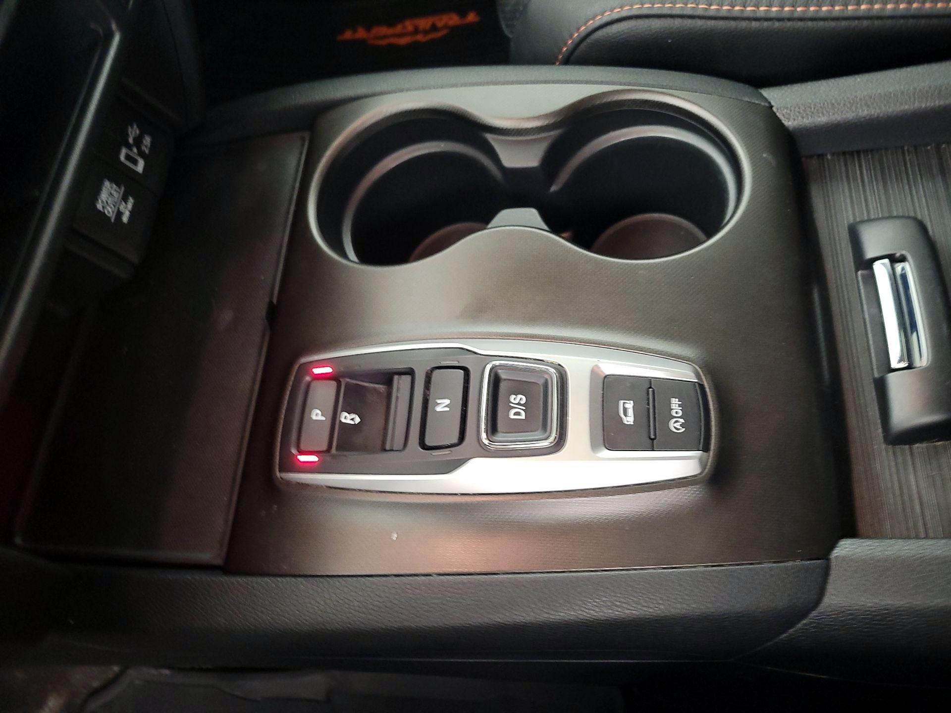 Thumbnail: 2022 Honda Pilot - 18