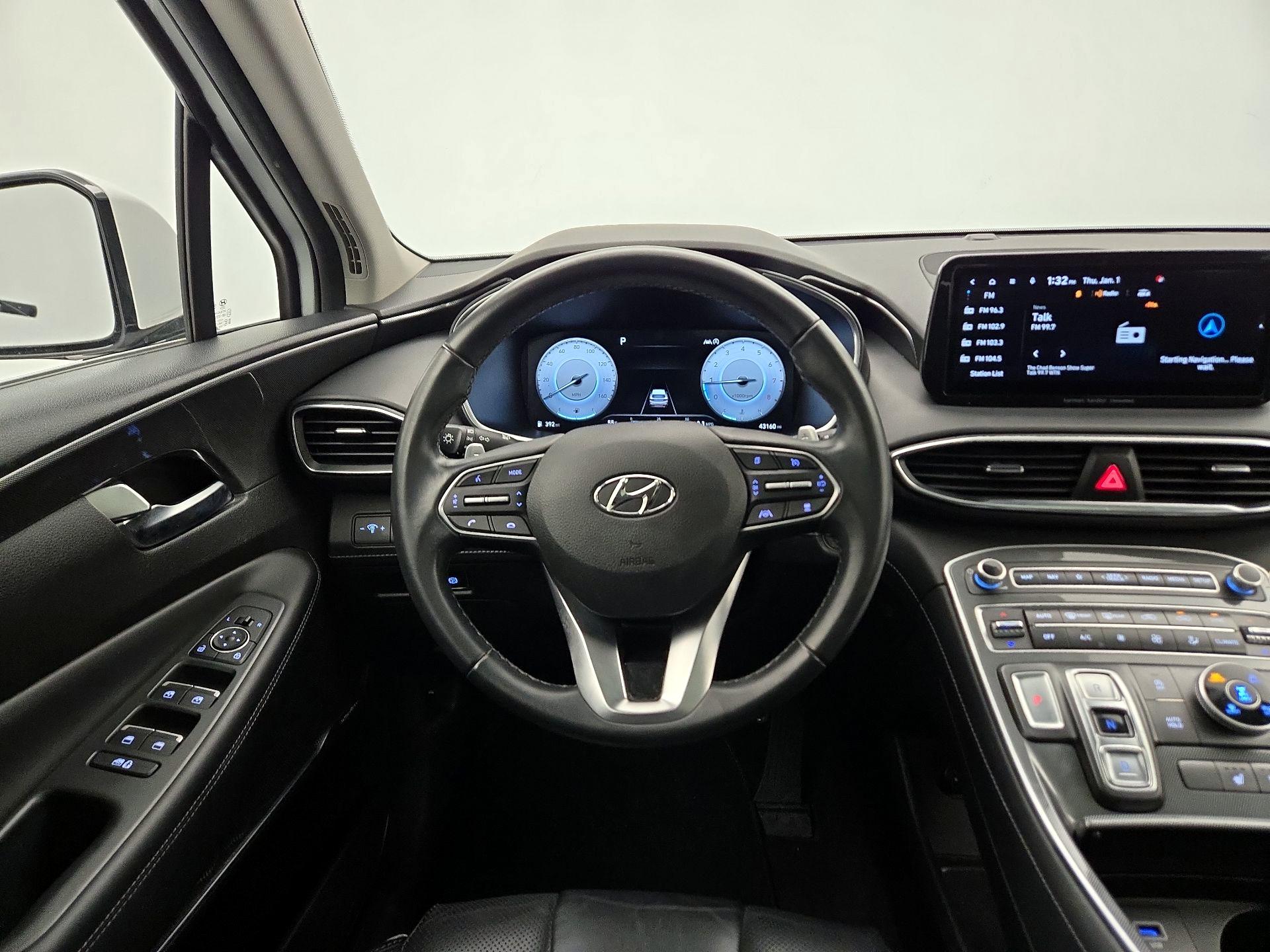 Thumbnail: 2022 Hyundai Santa Fe - 10