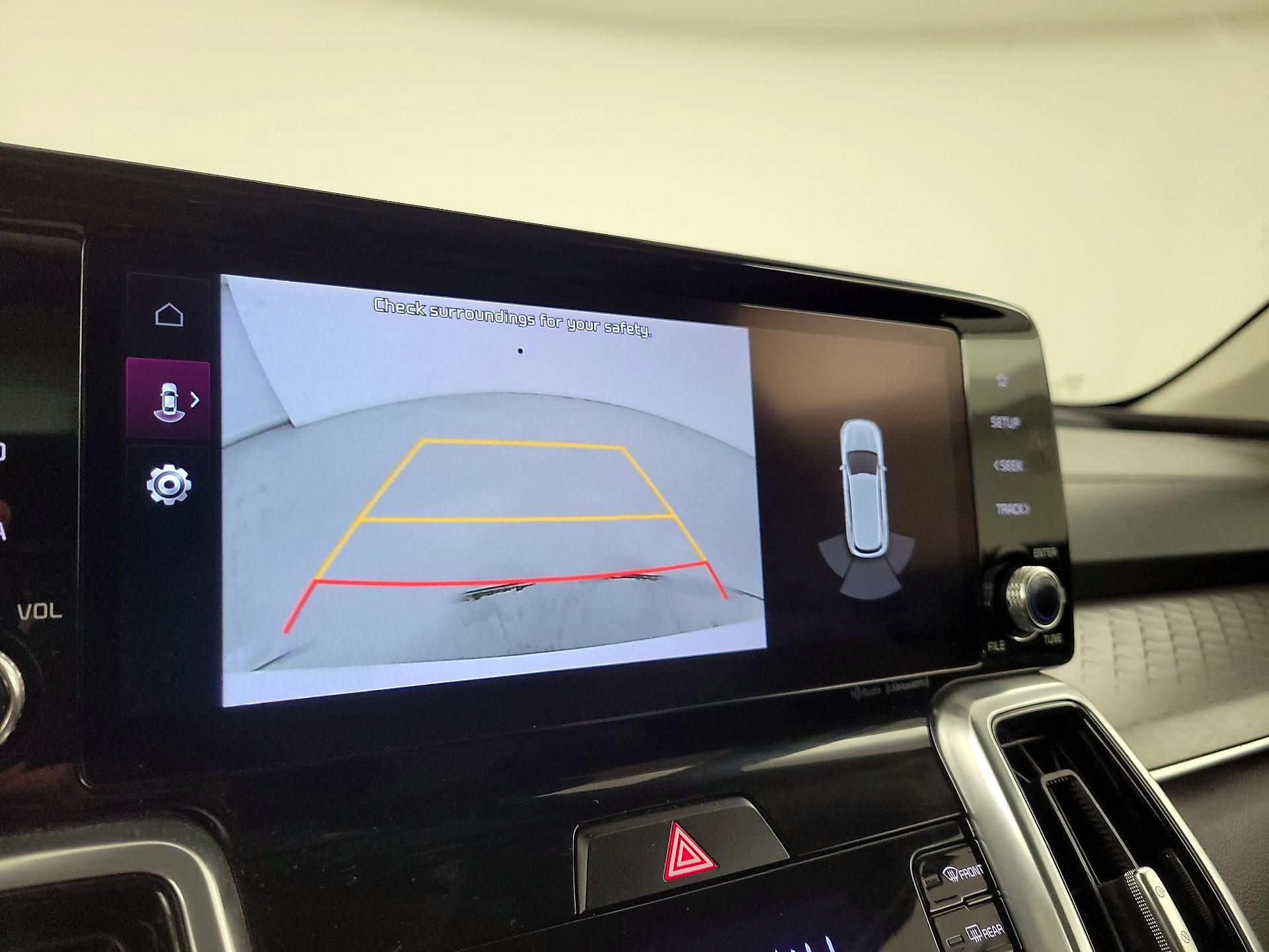 Thumbnail: 2022 Kia Sorento - 15