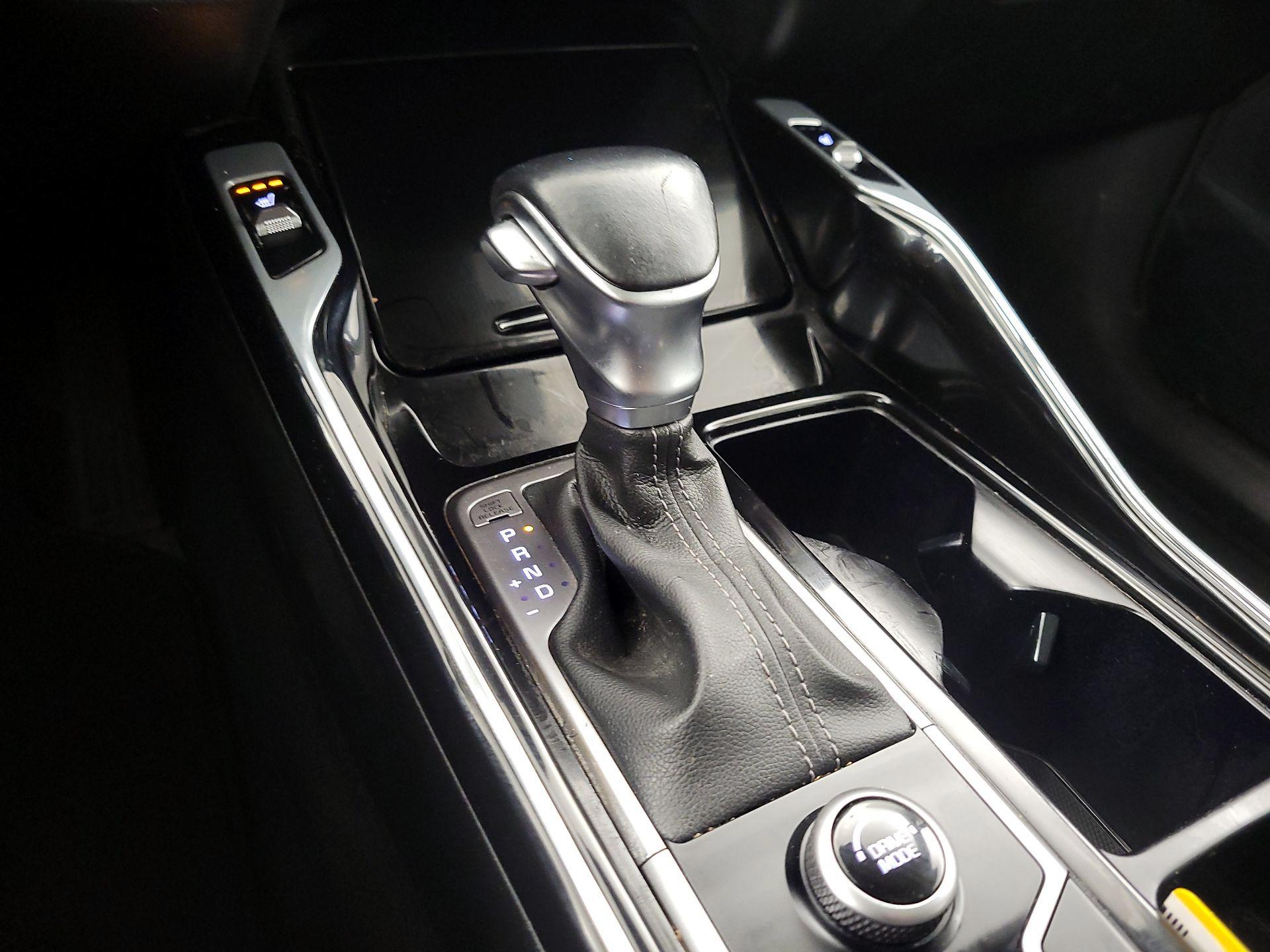 Thumbnail: 2022 Kia Sorento - 18