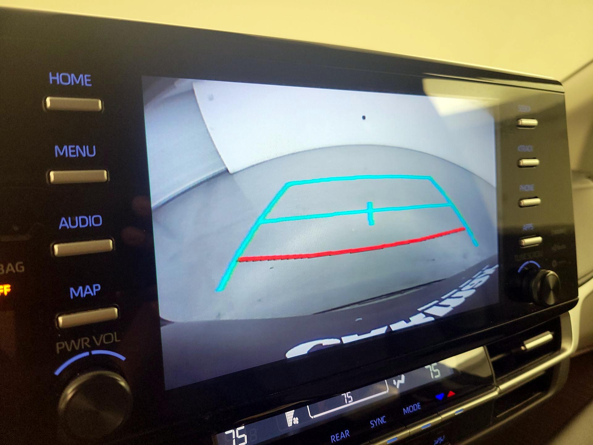 Thumbnail: 2024 Toyota Sienna - 14