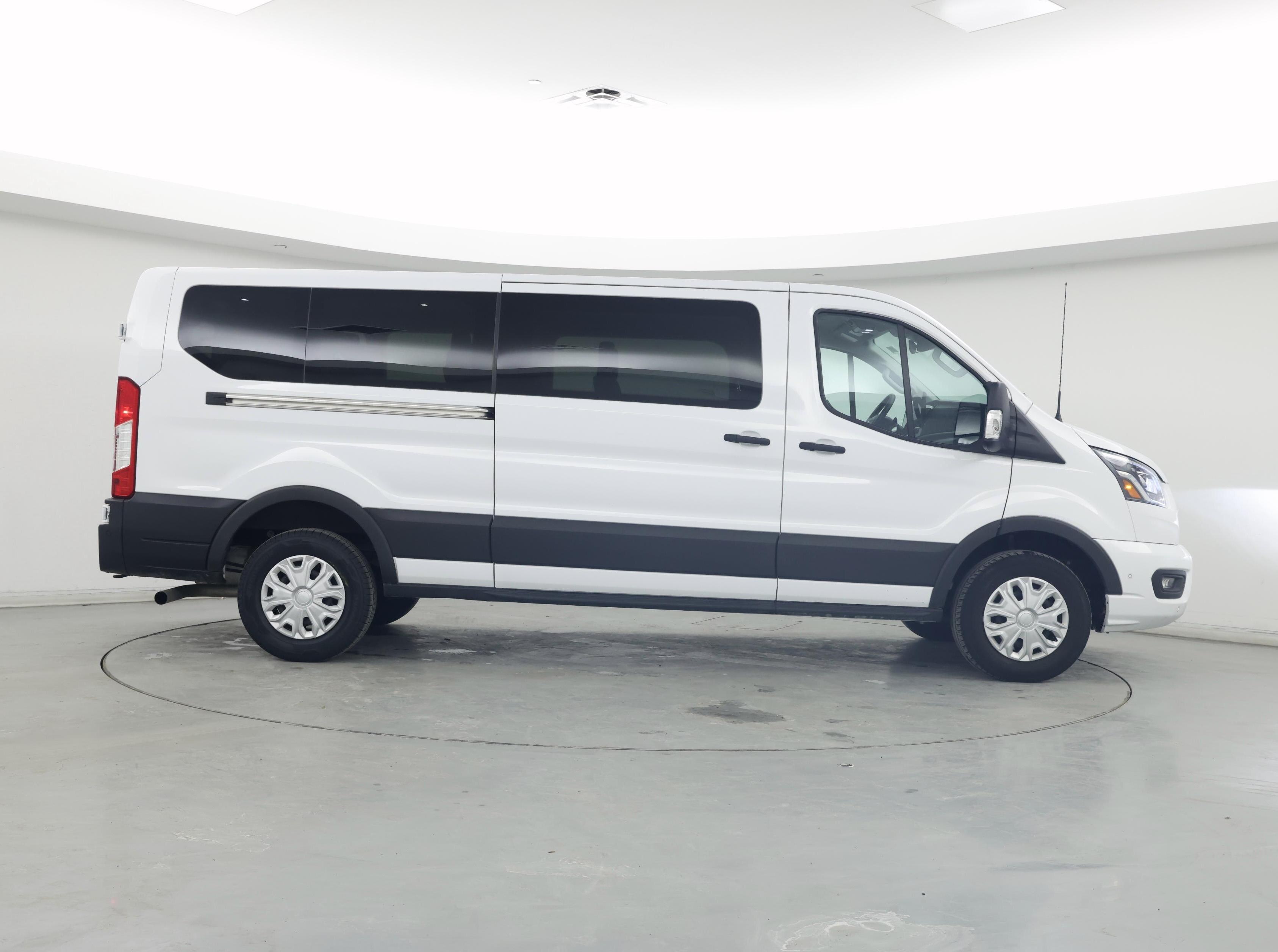 Thumbnail: 2023 Ford Transit Series - 7