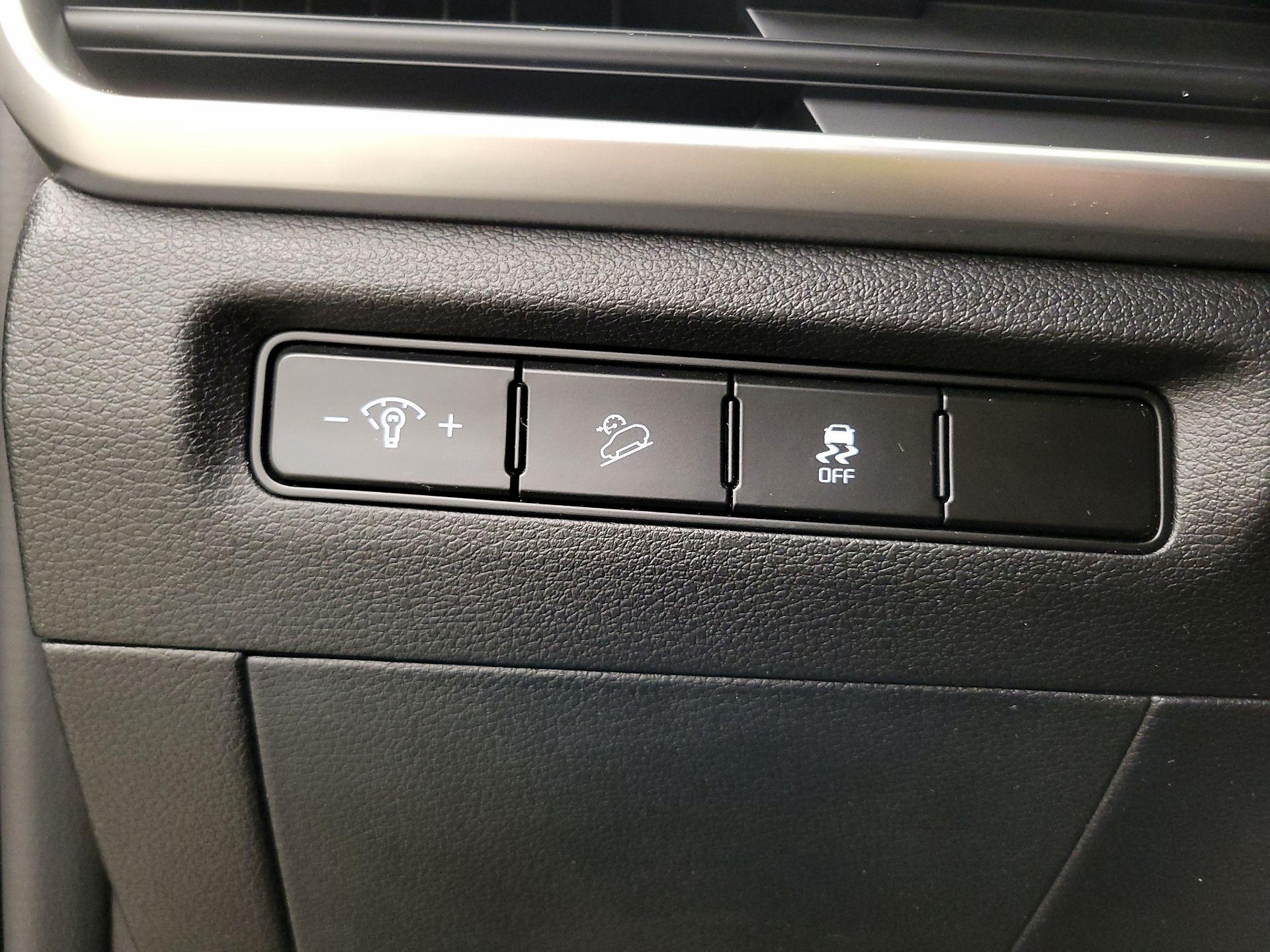 Thumbnail: 2023 Kia Telluride - 13