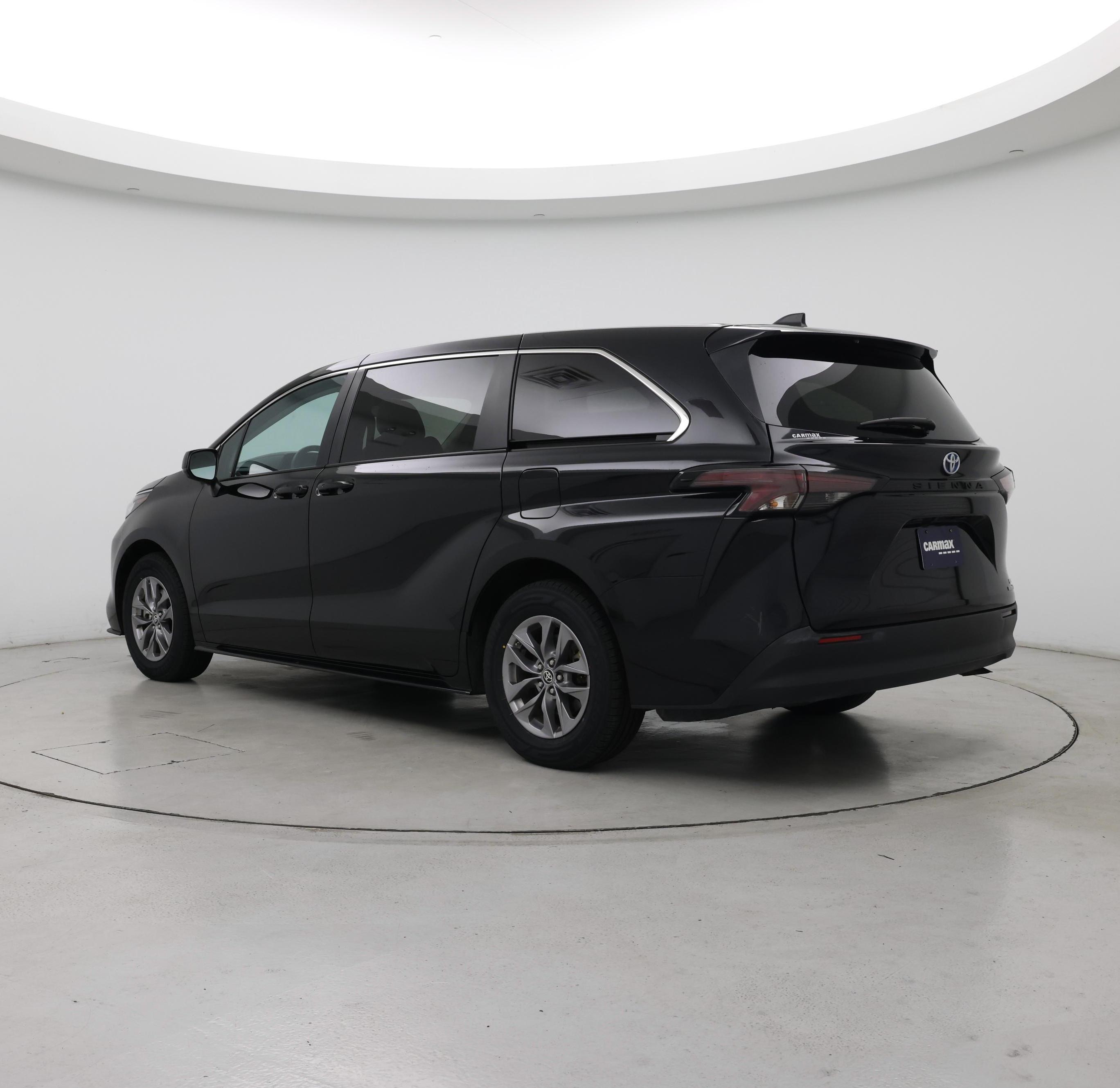 Thumbnail: 2024 Toyota Sienna - 2