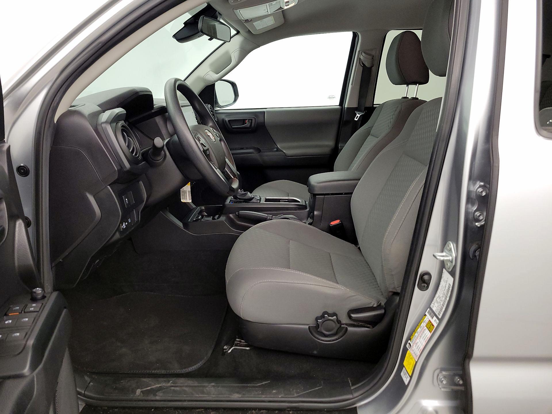 Thumbnail: 2022 Toyota Tacoma - 11