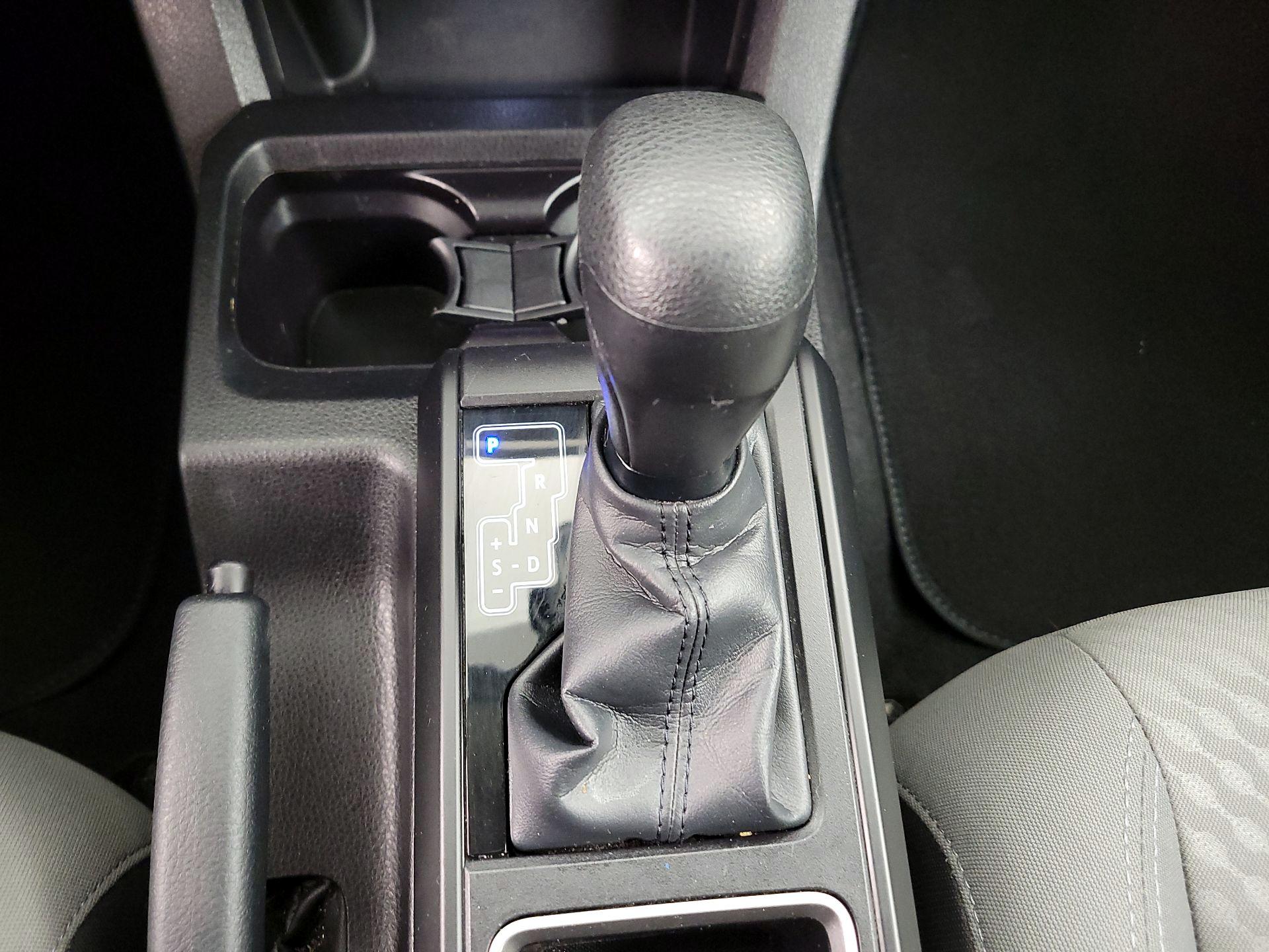 Thumbnail: 2022 Toyota Tacoma - 17