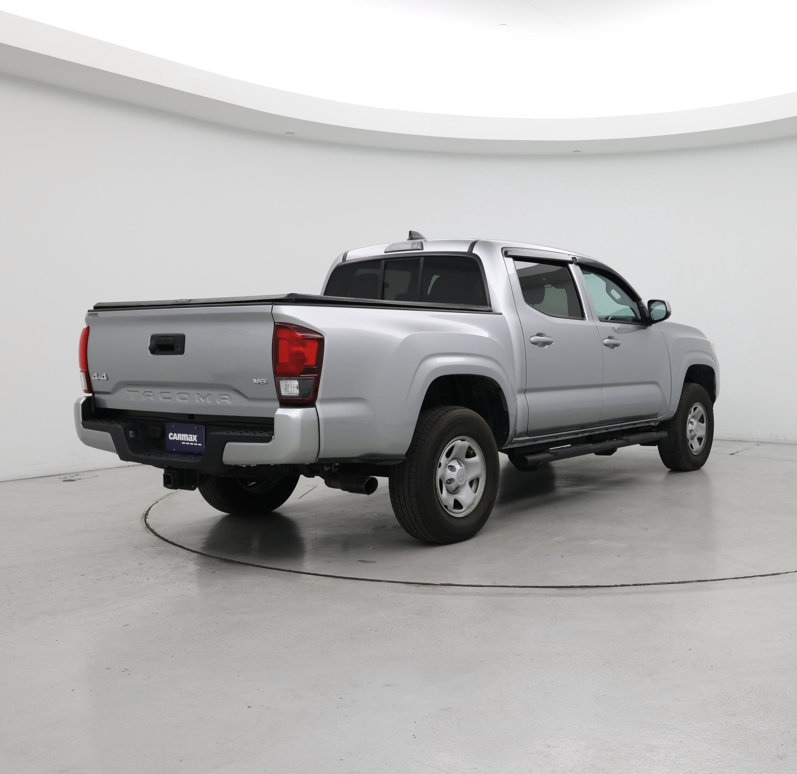 Thumbnail: 2022 Toyota Tacoma - 8