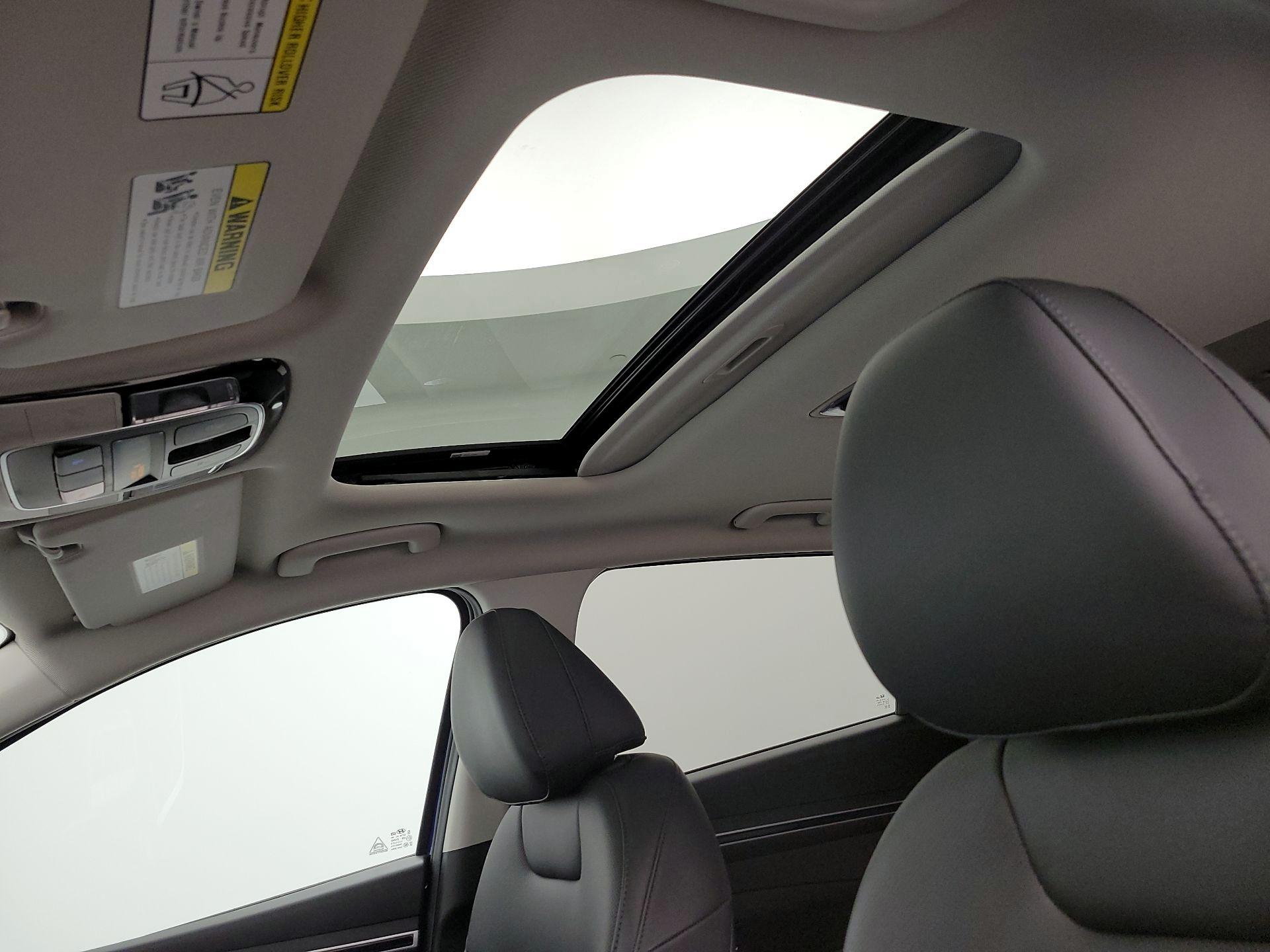 Thumbnail: 2023 Hyundai Tucson - 19