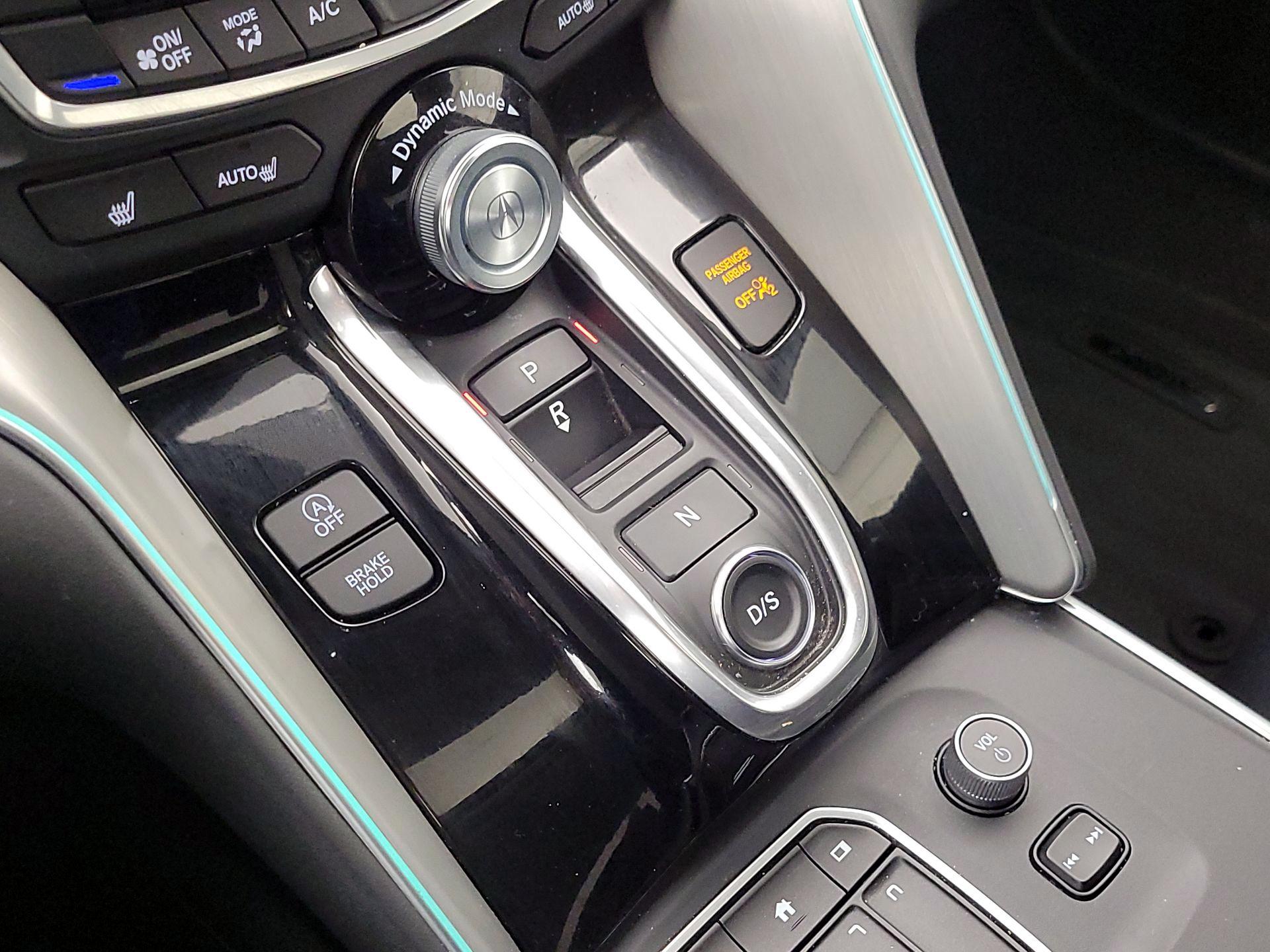 Thumbnail: 2023 Acura TLX - 18