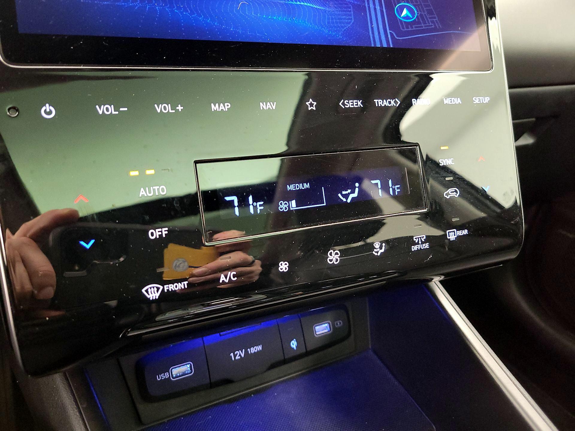 Thumbnail: 2023 Hyundai Tucson - 17