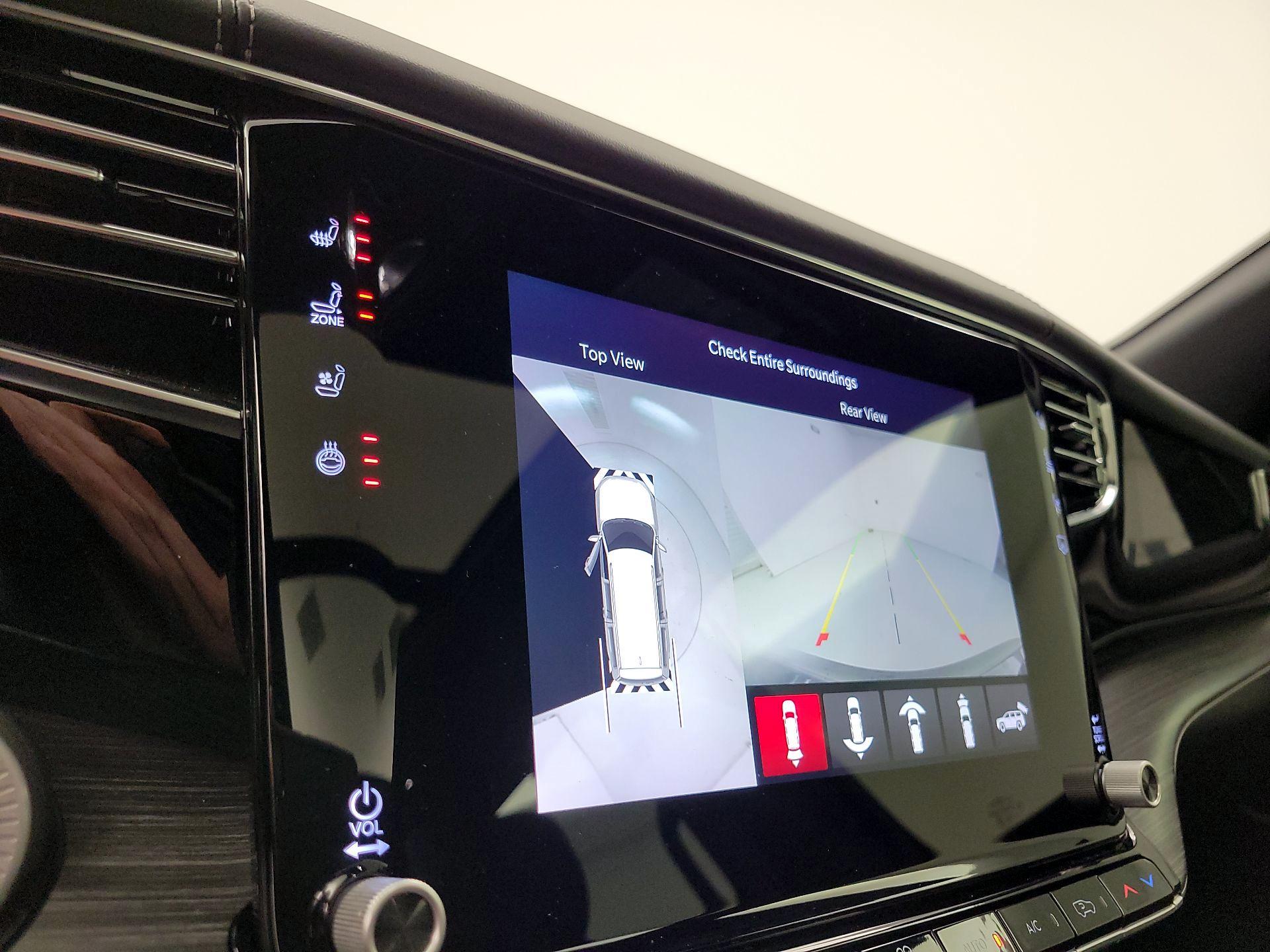 Thumbnail: 2023 Jeep Wagoneer - 15