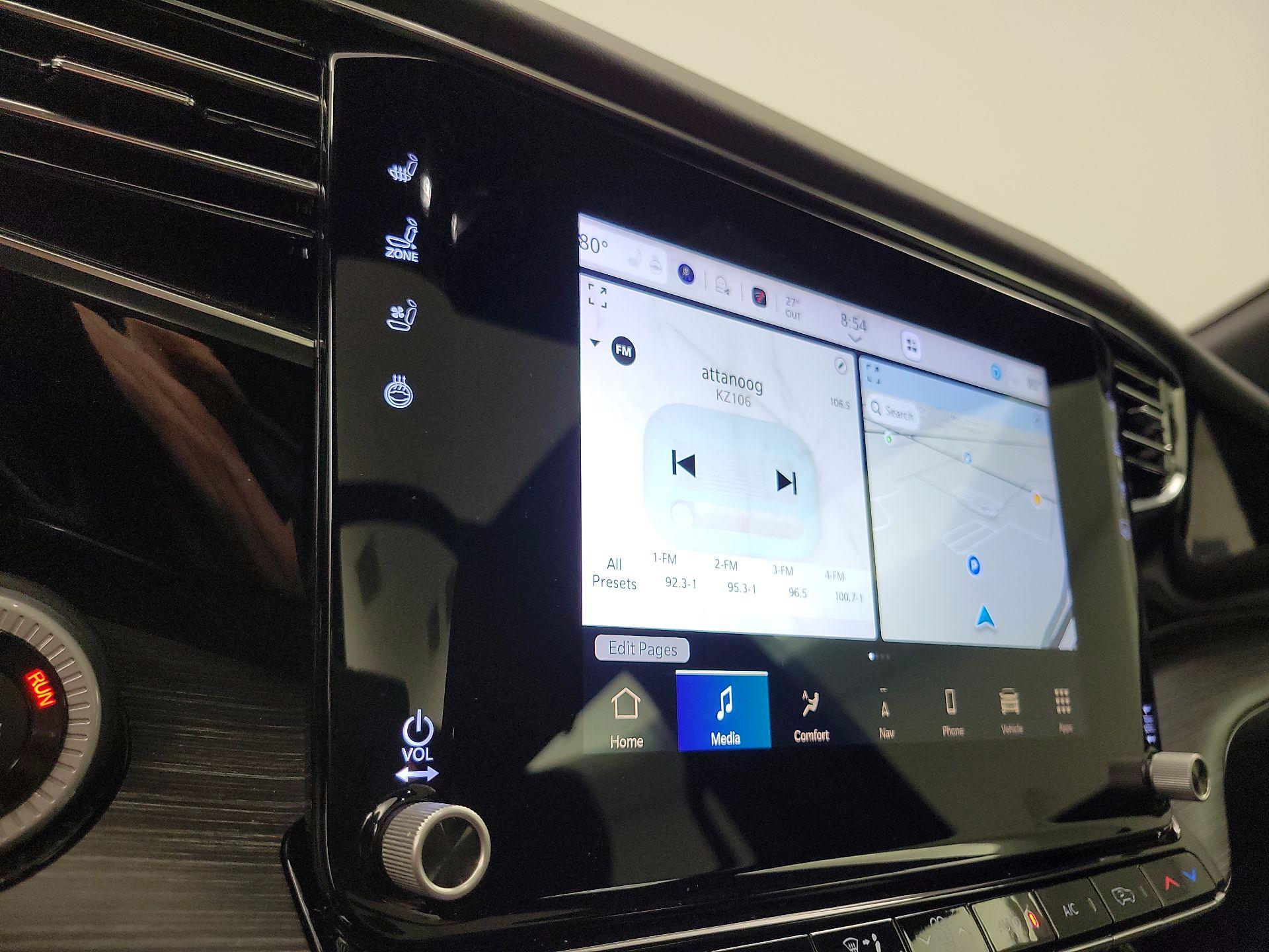 Thumbnail: 2023 Jeep Wagoneer - 16