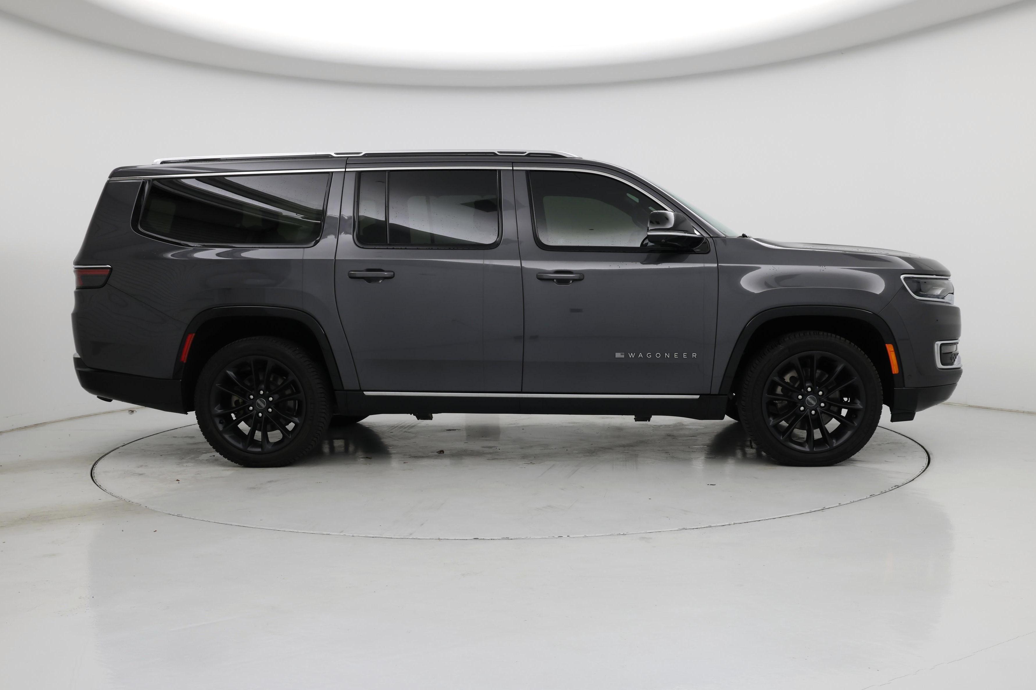 Thumbnail: 2023 Jeep Wagoneer - 7