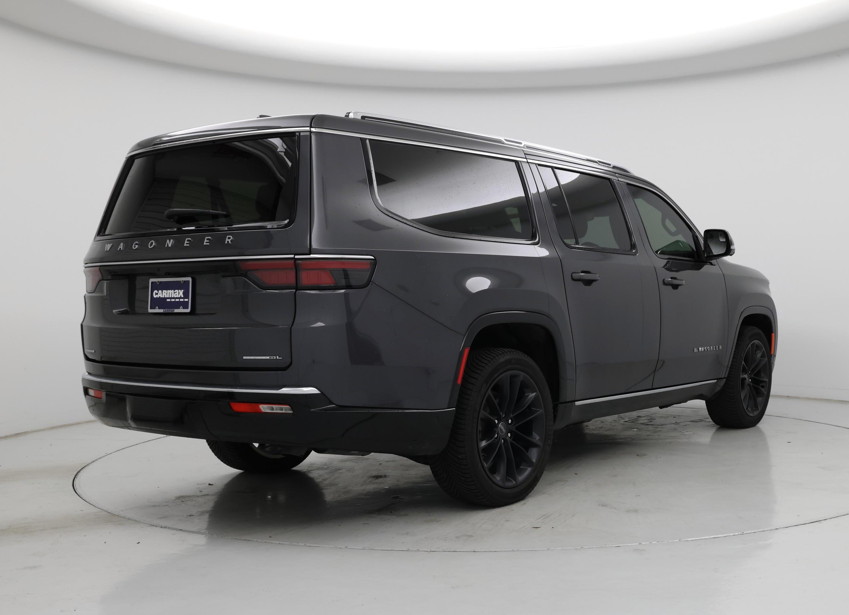 Thumbnail: 2023 Jeep Wagoneer - 8