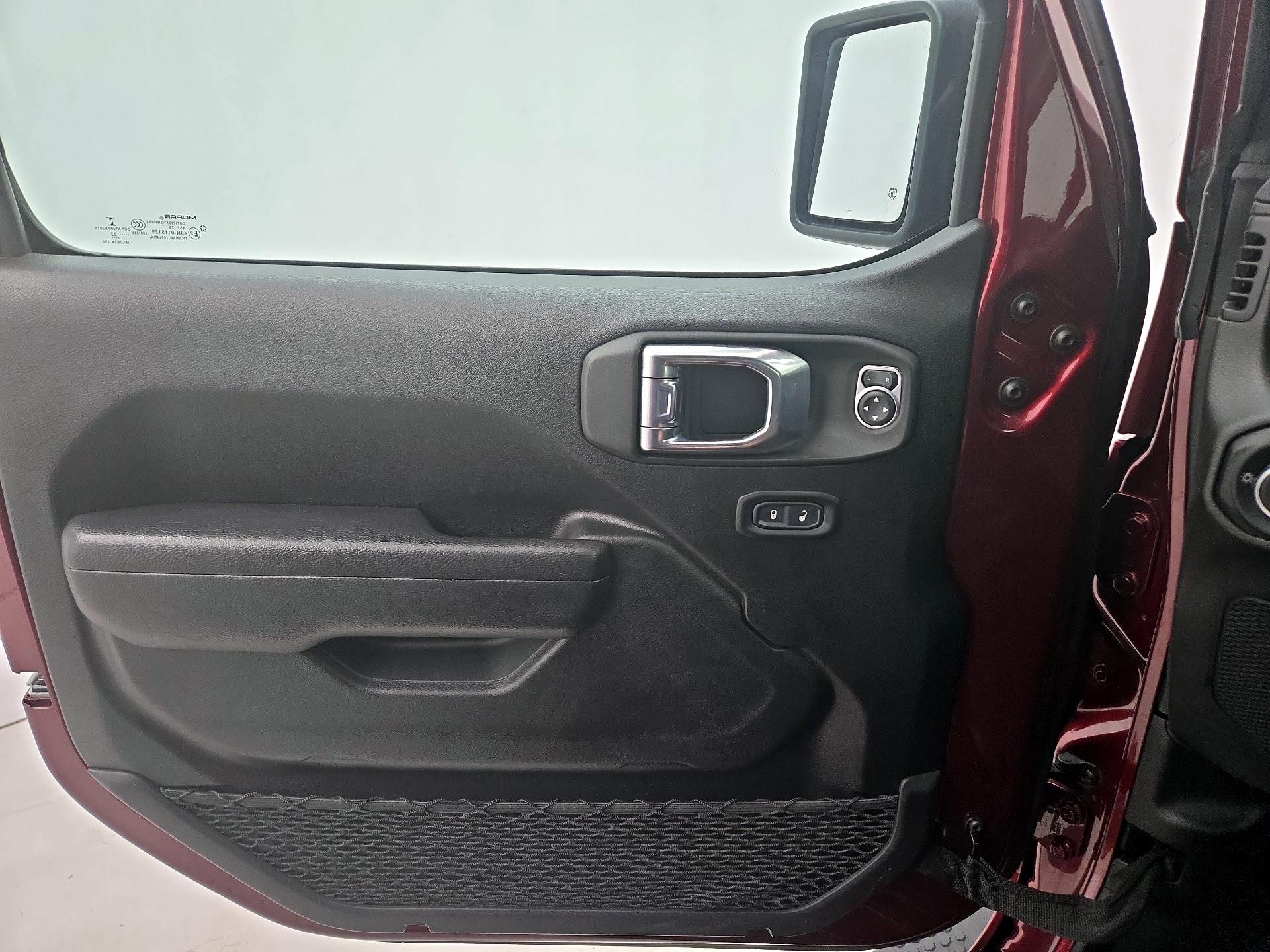 Thumbnail: 2022 Jeep Wrangler - 12