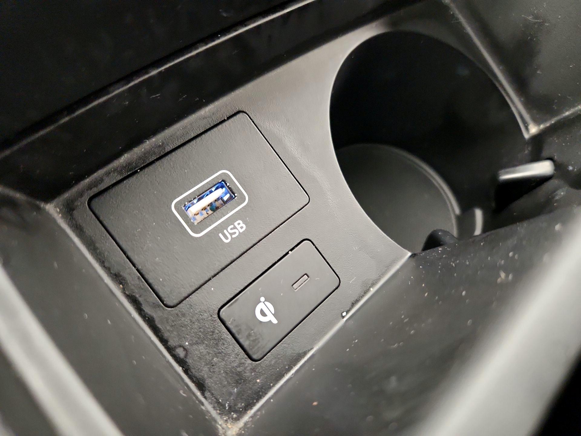 Thumbnail: 2022 Hyundai Santa Fe - 19