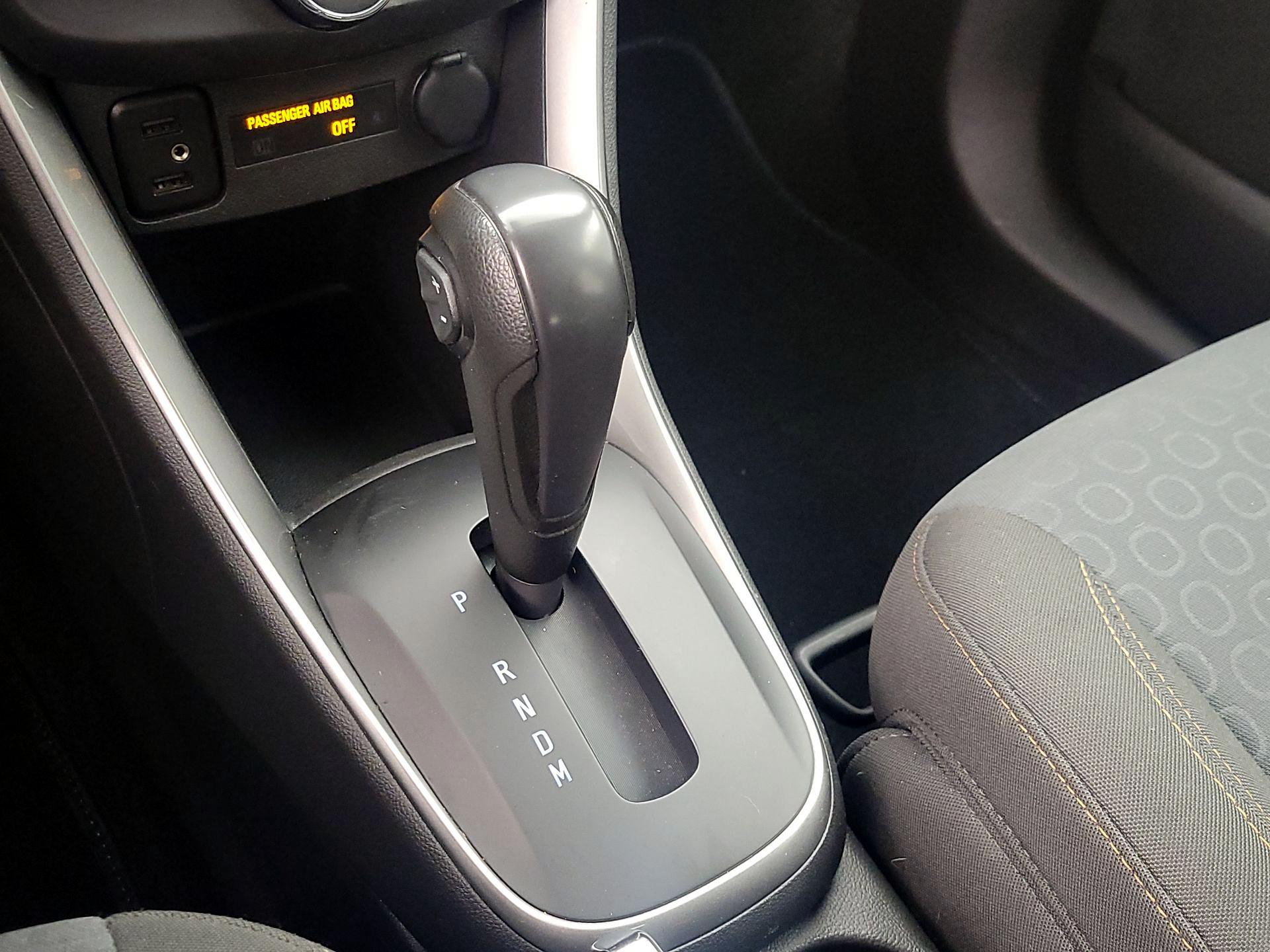 Thumbnail: 2020 Chevrolet Trax - 17