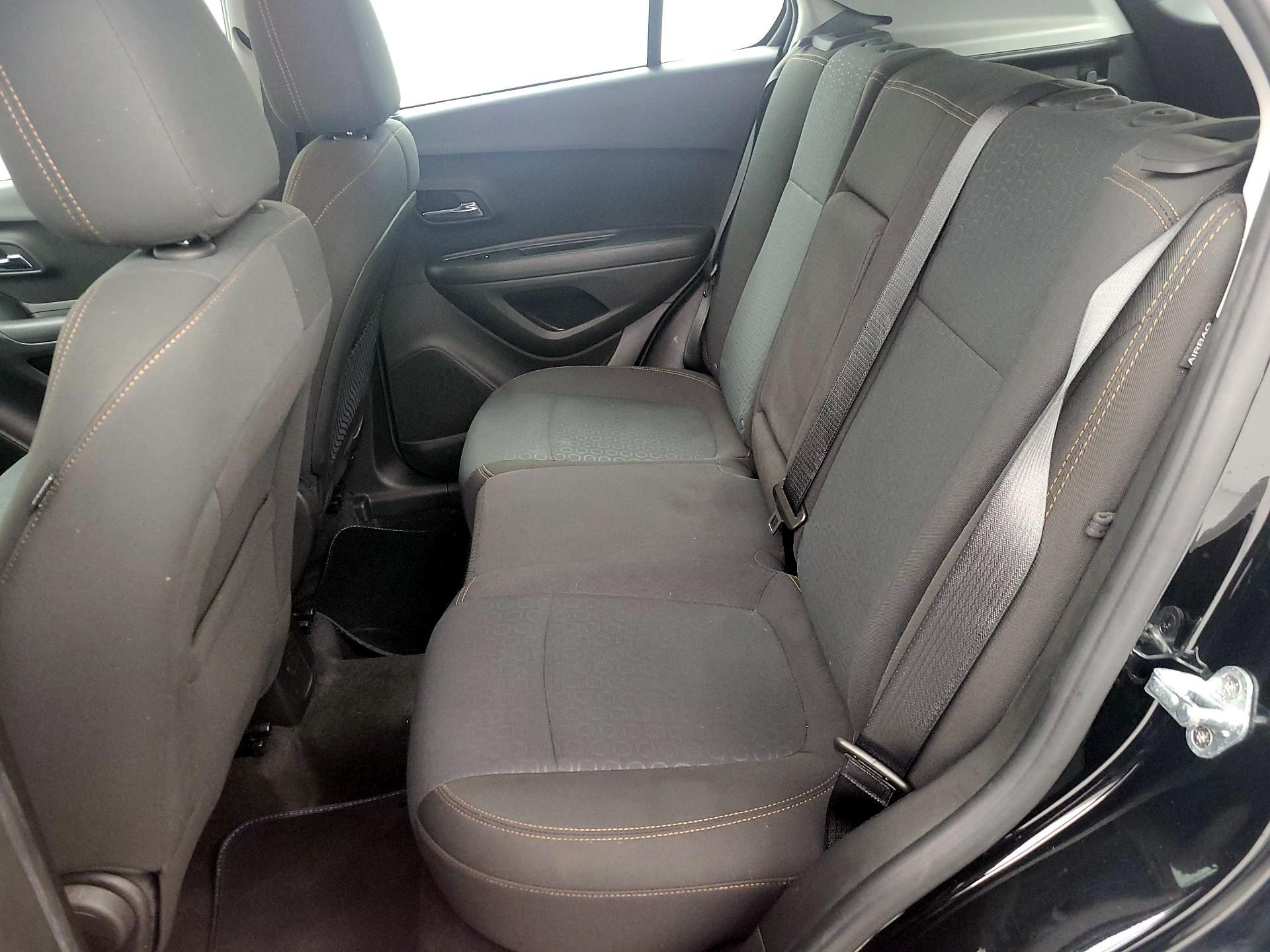 Thumbnail: 2020 Chevrolet Trax - 19