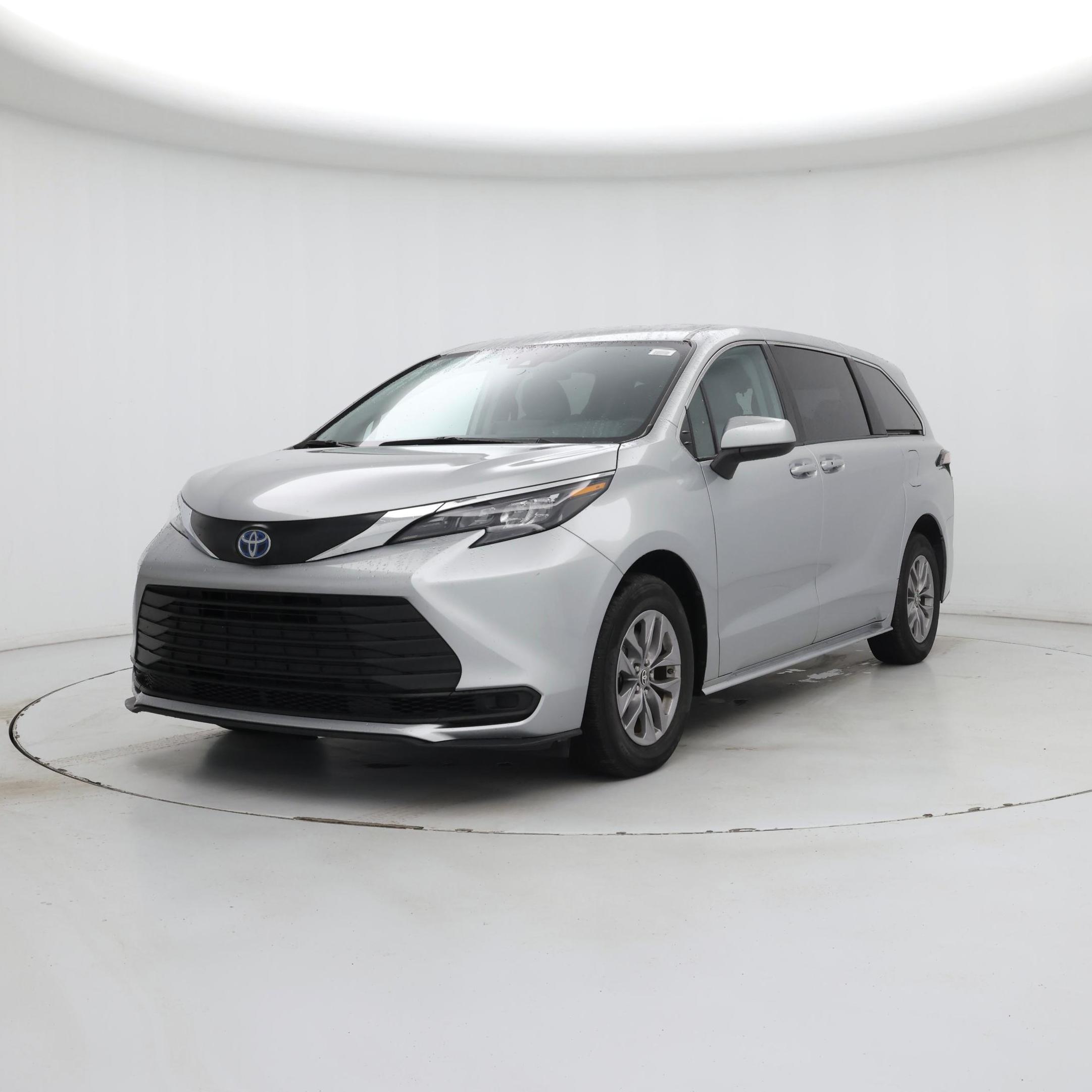 Thumbnail: 2024 Toyota Sienna - 4
