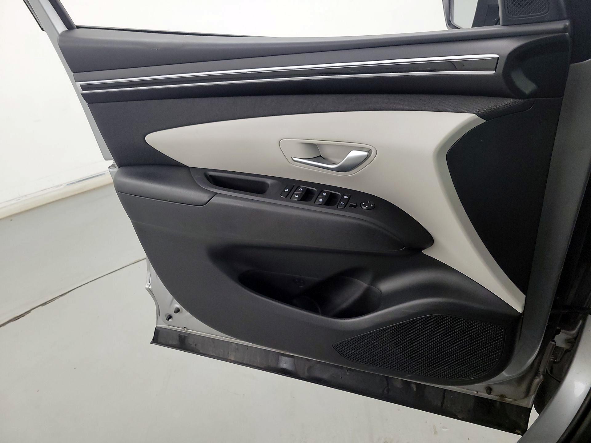 Thumbnail: 2023 Hyundai Tucson - 12