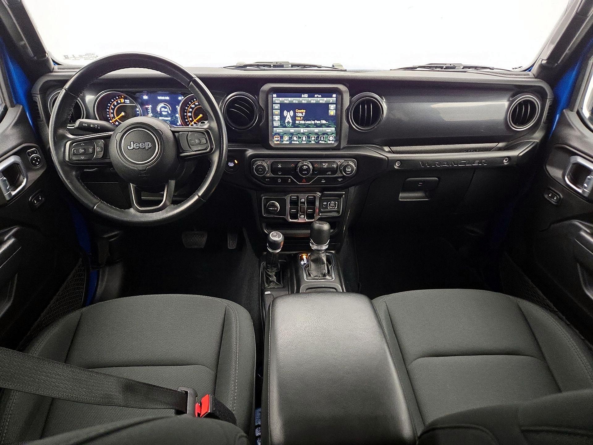 Thumbnail: 2022 Jeep Wrangler - 9