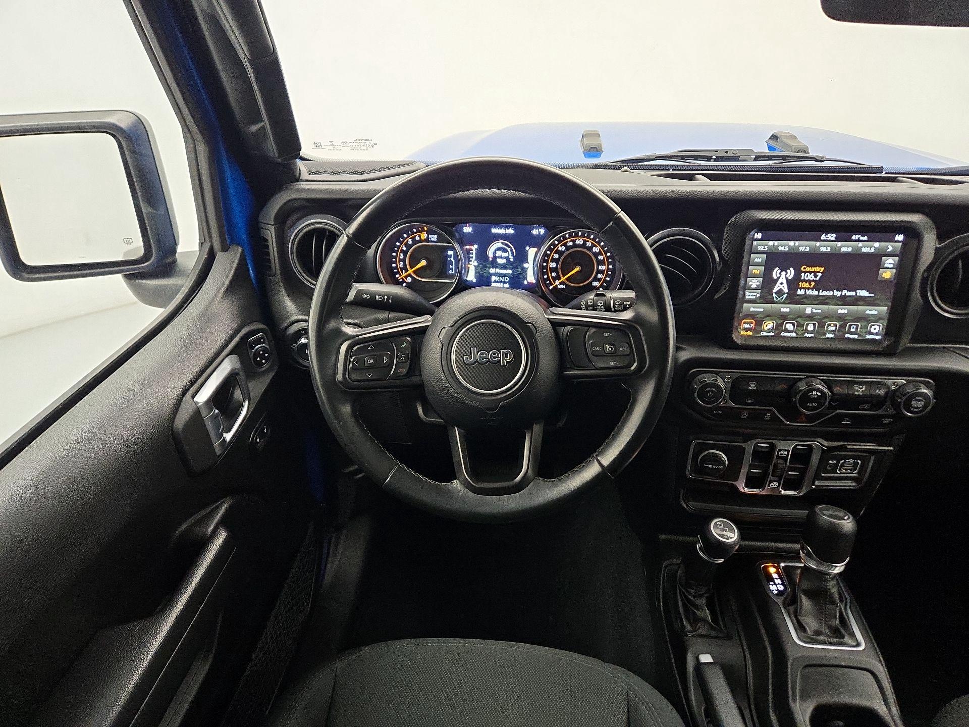 Thumbnail: 2022 Jeep Wrangler - 10