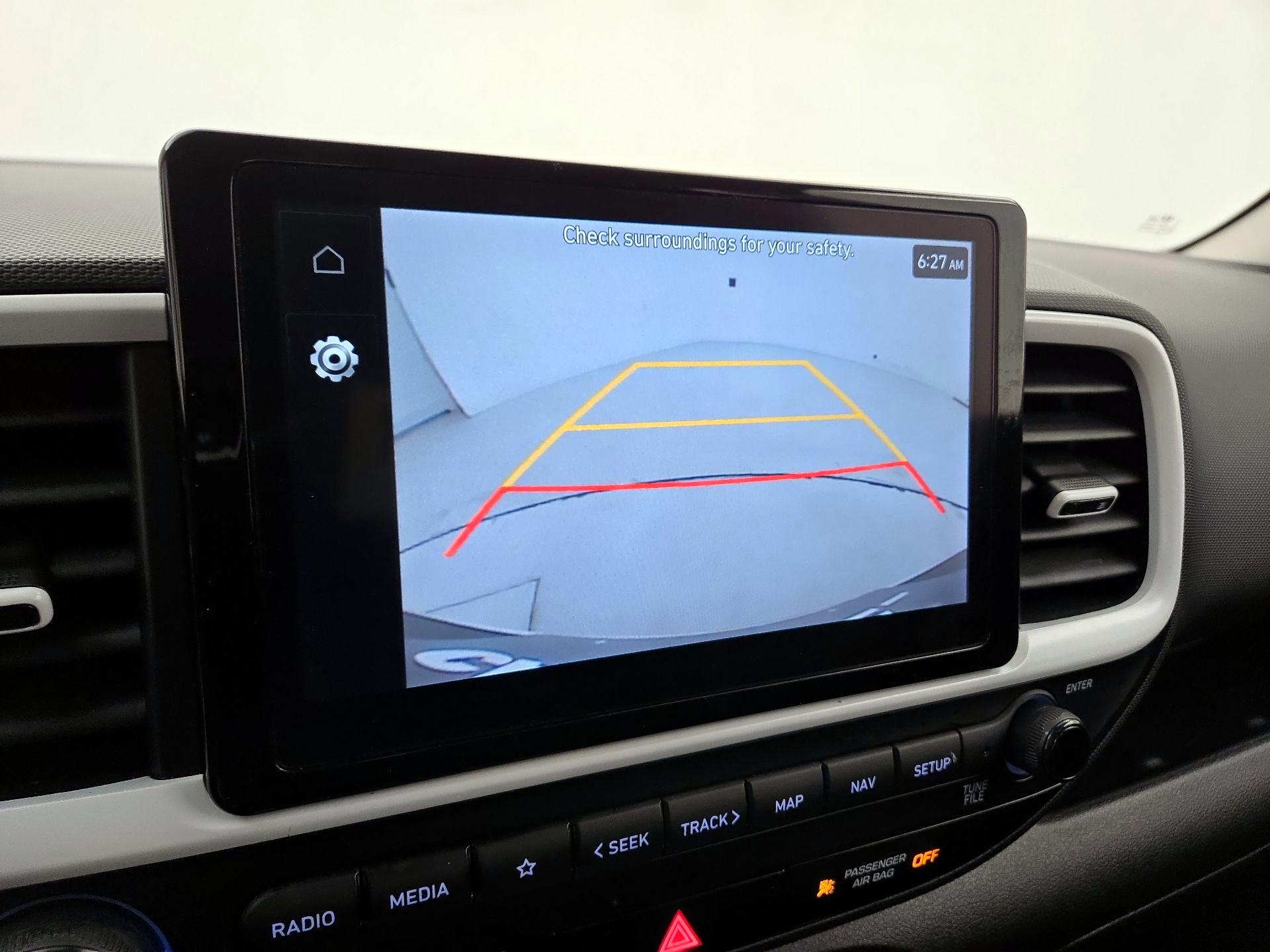 Thumbnail: 2023 Hyundai Venue - 15