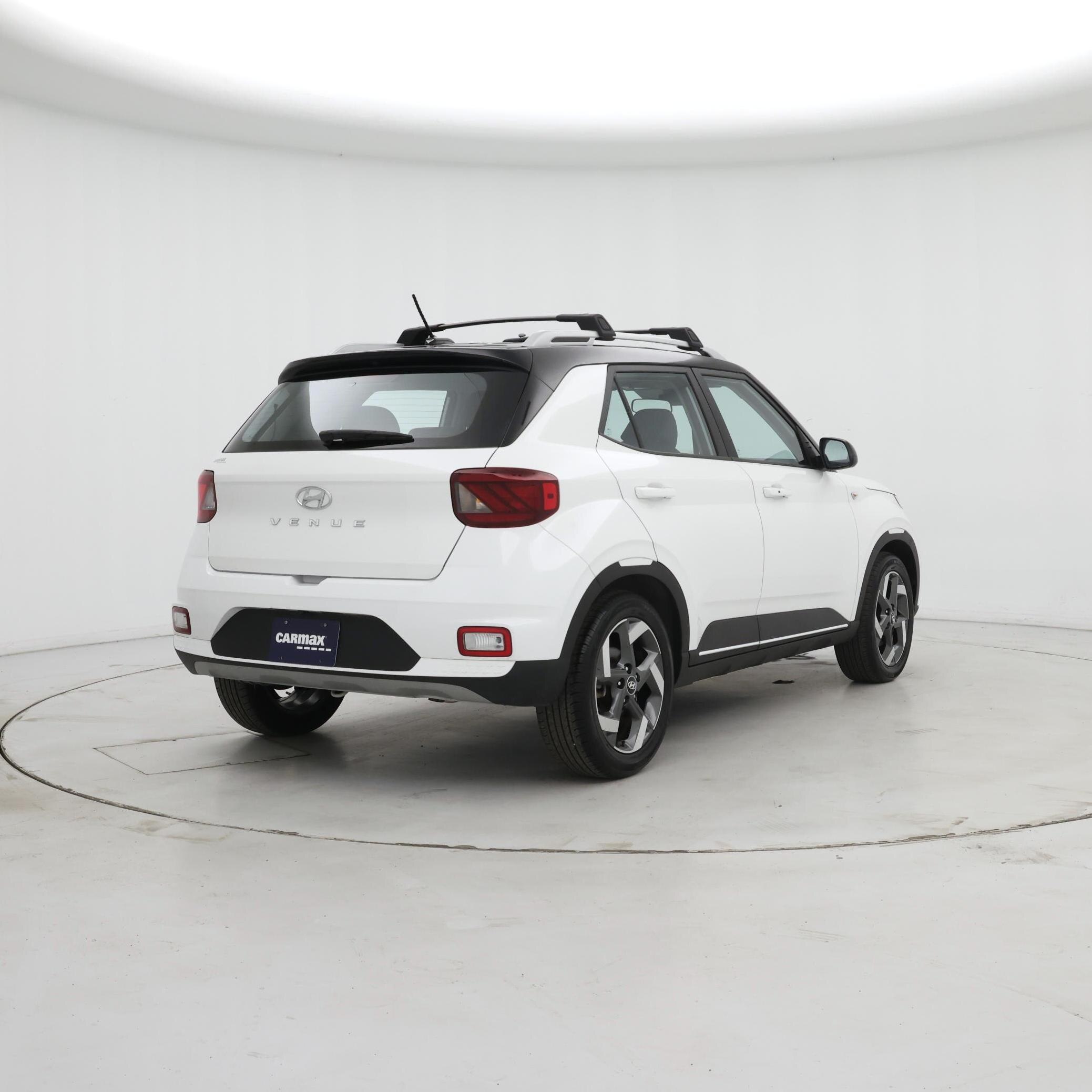Thumbnail: 2023 Hyundai Venue - 8