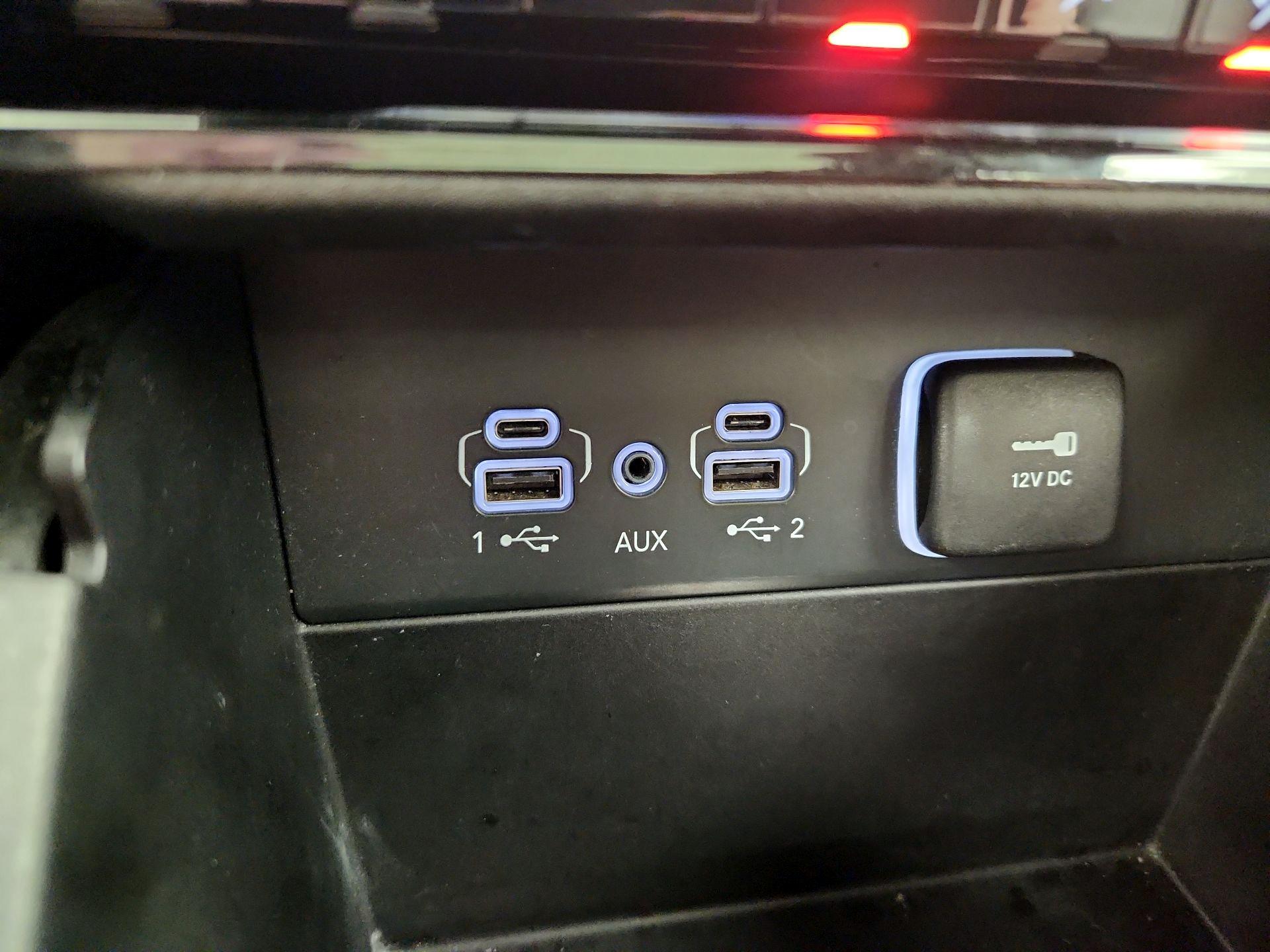 Thumbnail: 2024 Jeep Grand Cherokee - 19