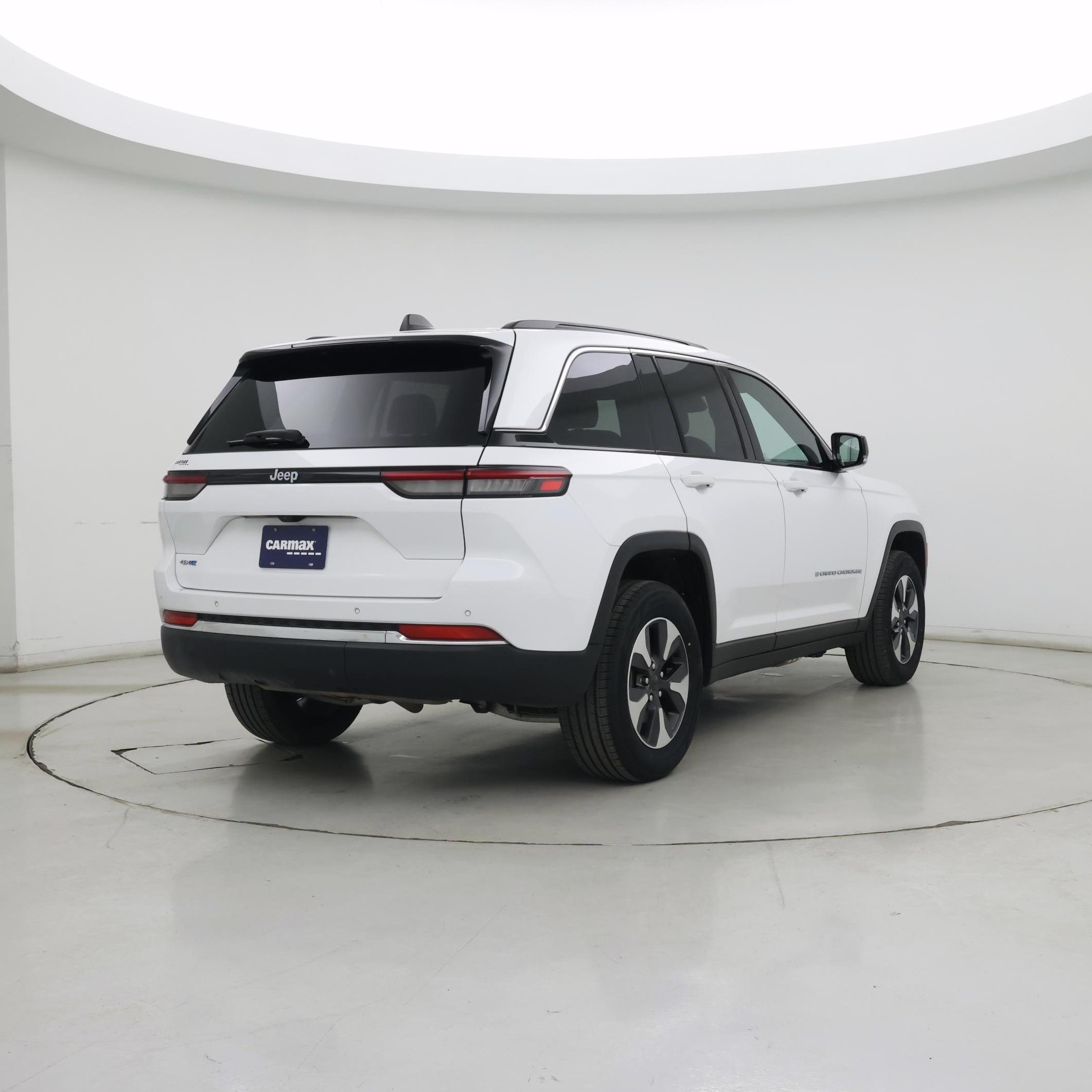 Thumbnail: 2024 Jeep Grand Cherokee - 8