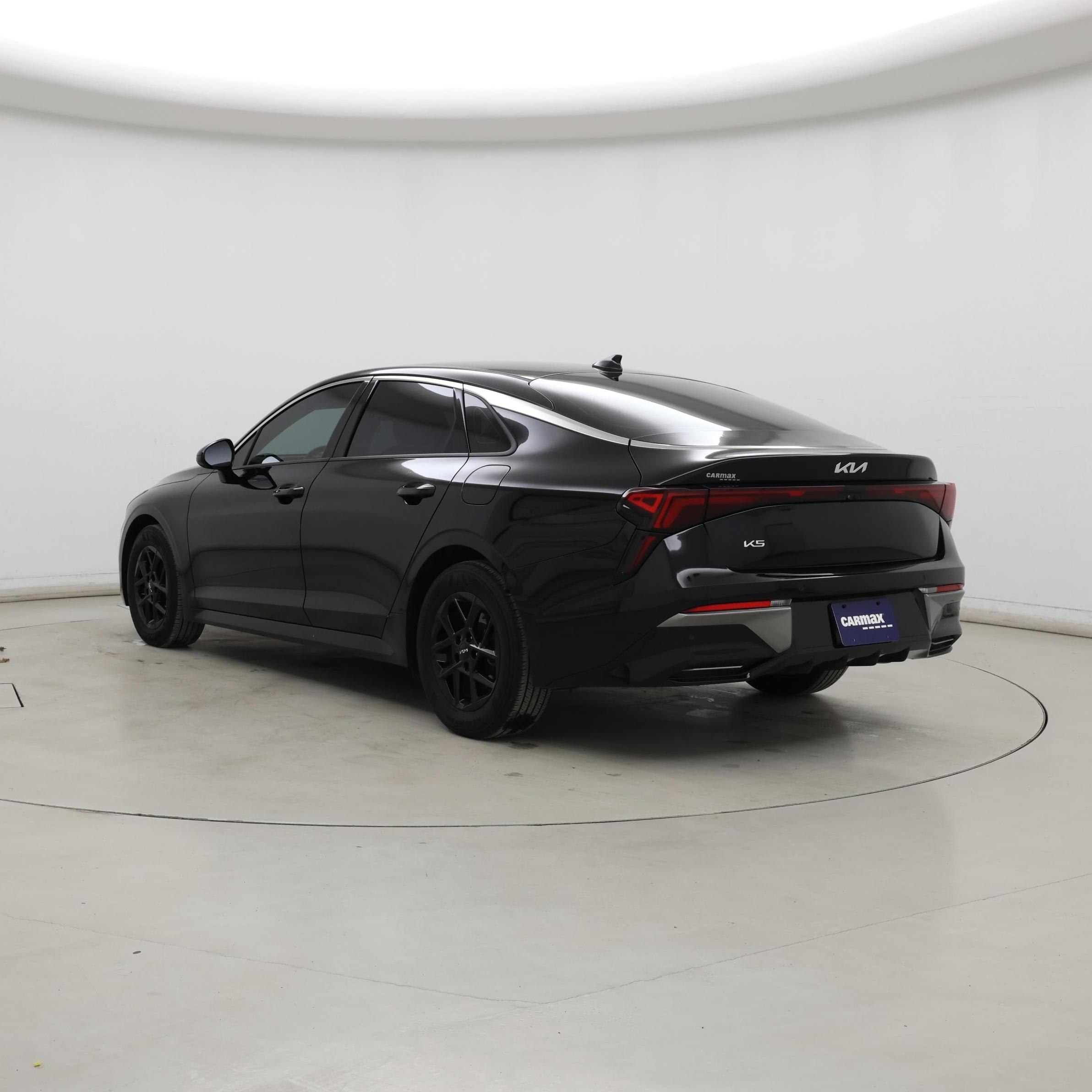 Thumbnail: 2025 Kia K5 - 2