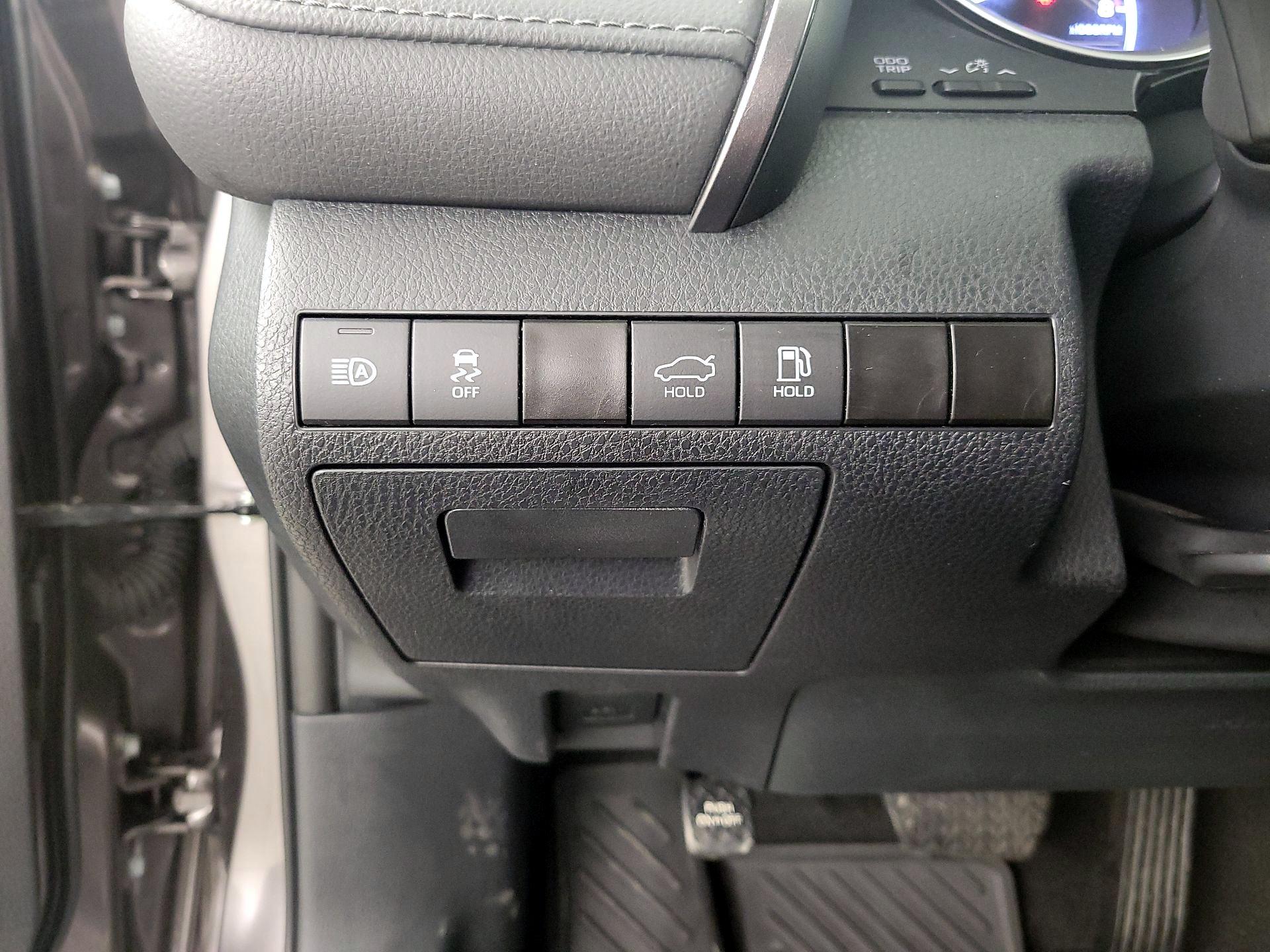 Thumbnail: 2024 Toyota Camry - 13