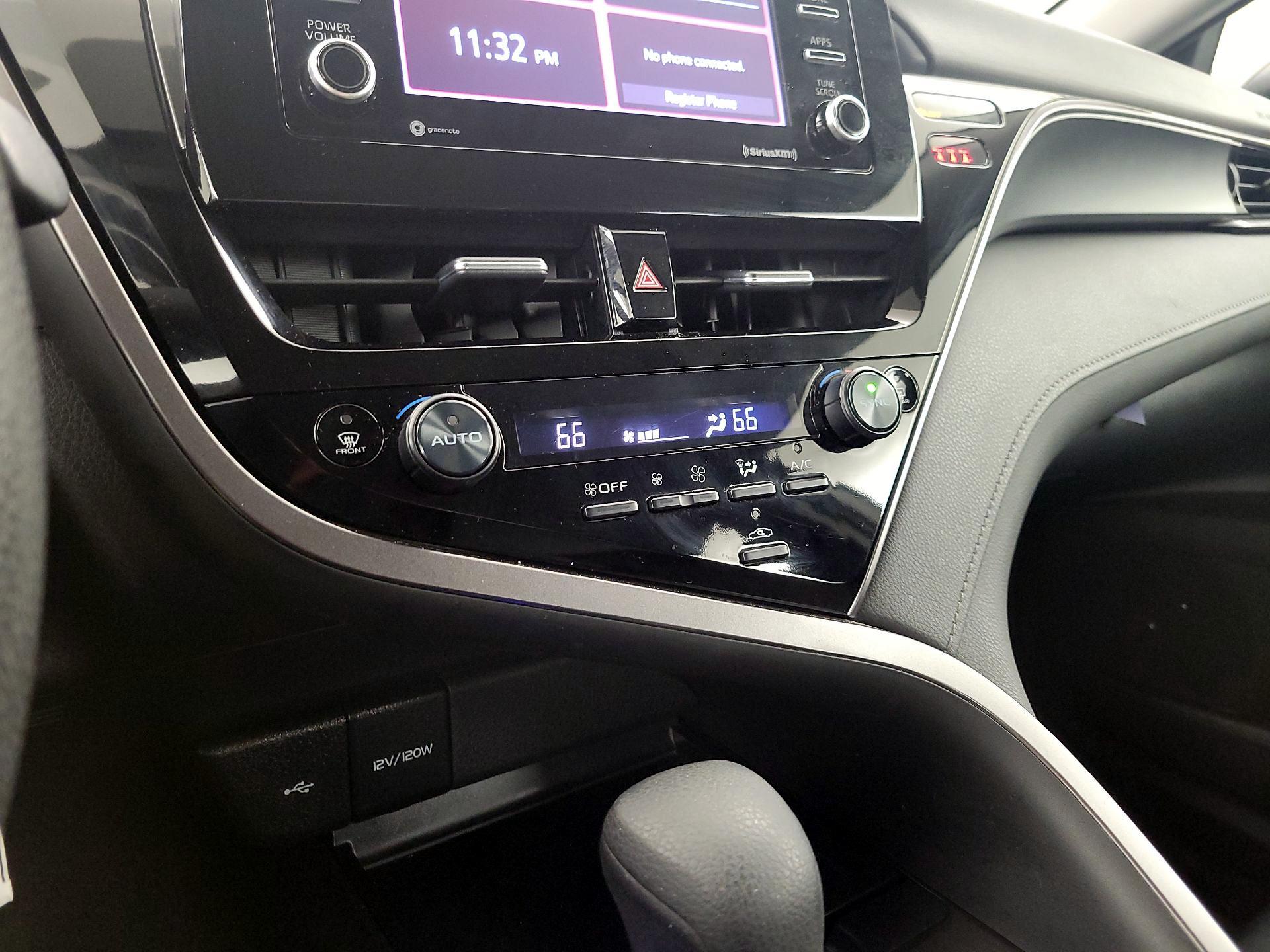 Thumbnail: 2024 Toyota Camry - 16