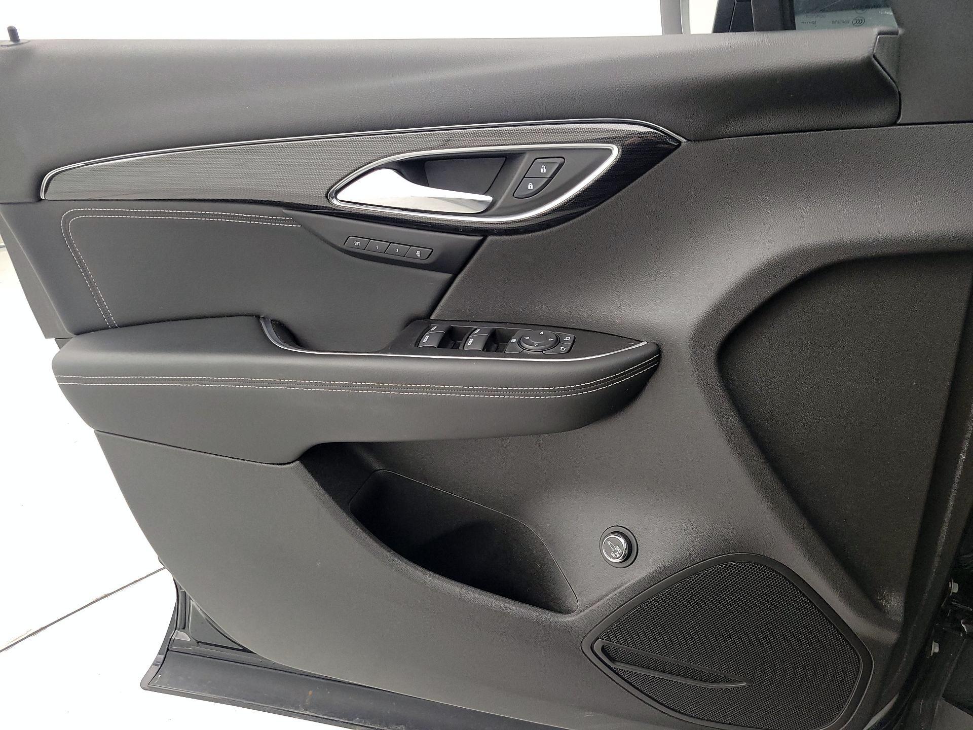 Thumbnail: 2023 Buick Envision - 12