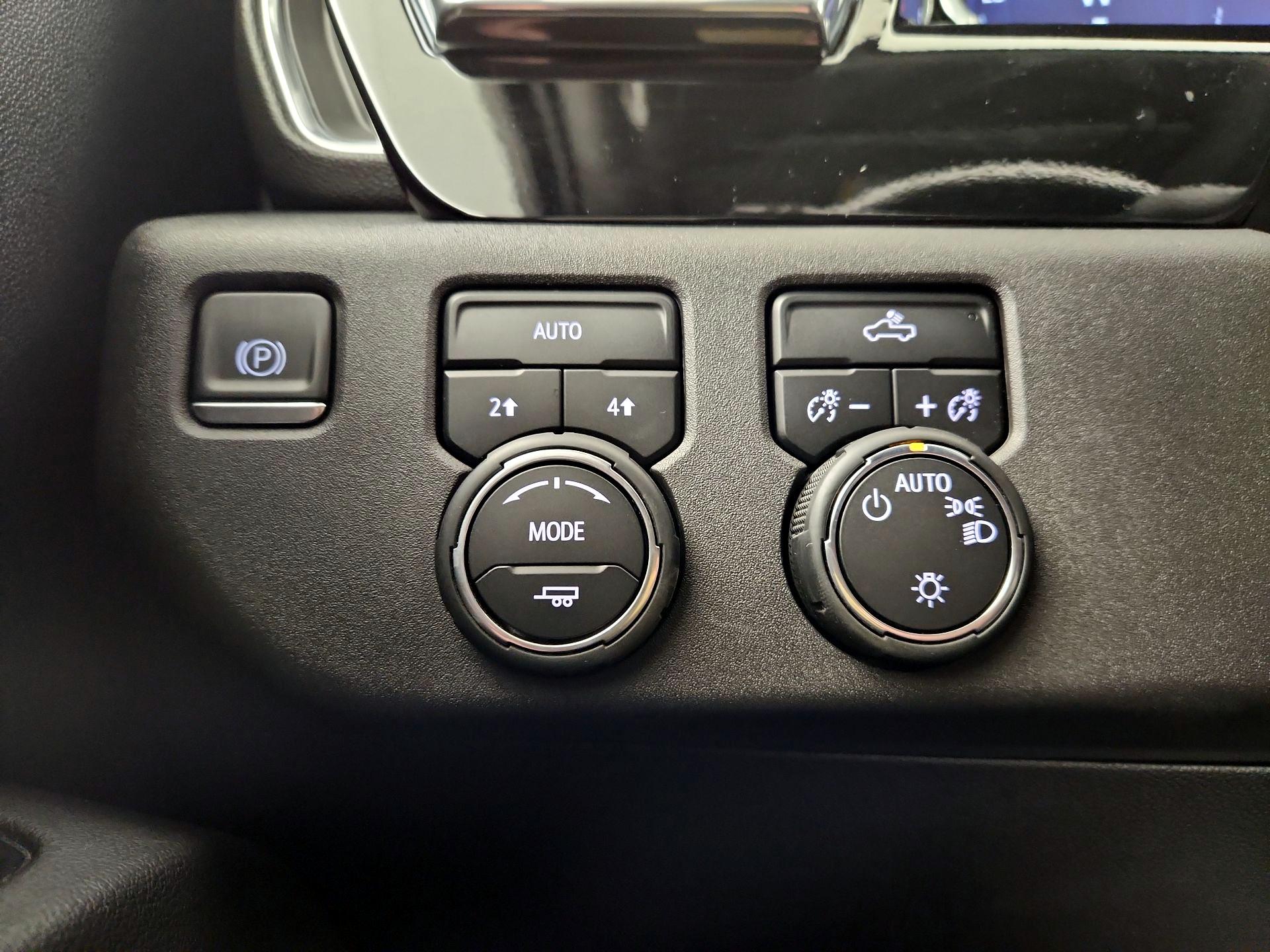 Thumbnail: 2023 Chevrolet Silverado 1500 - 13