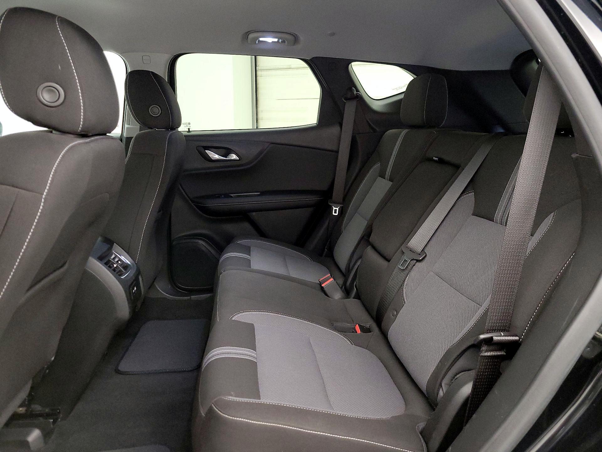 Thumbnail: 2023 Chevrolet Blazer - 19