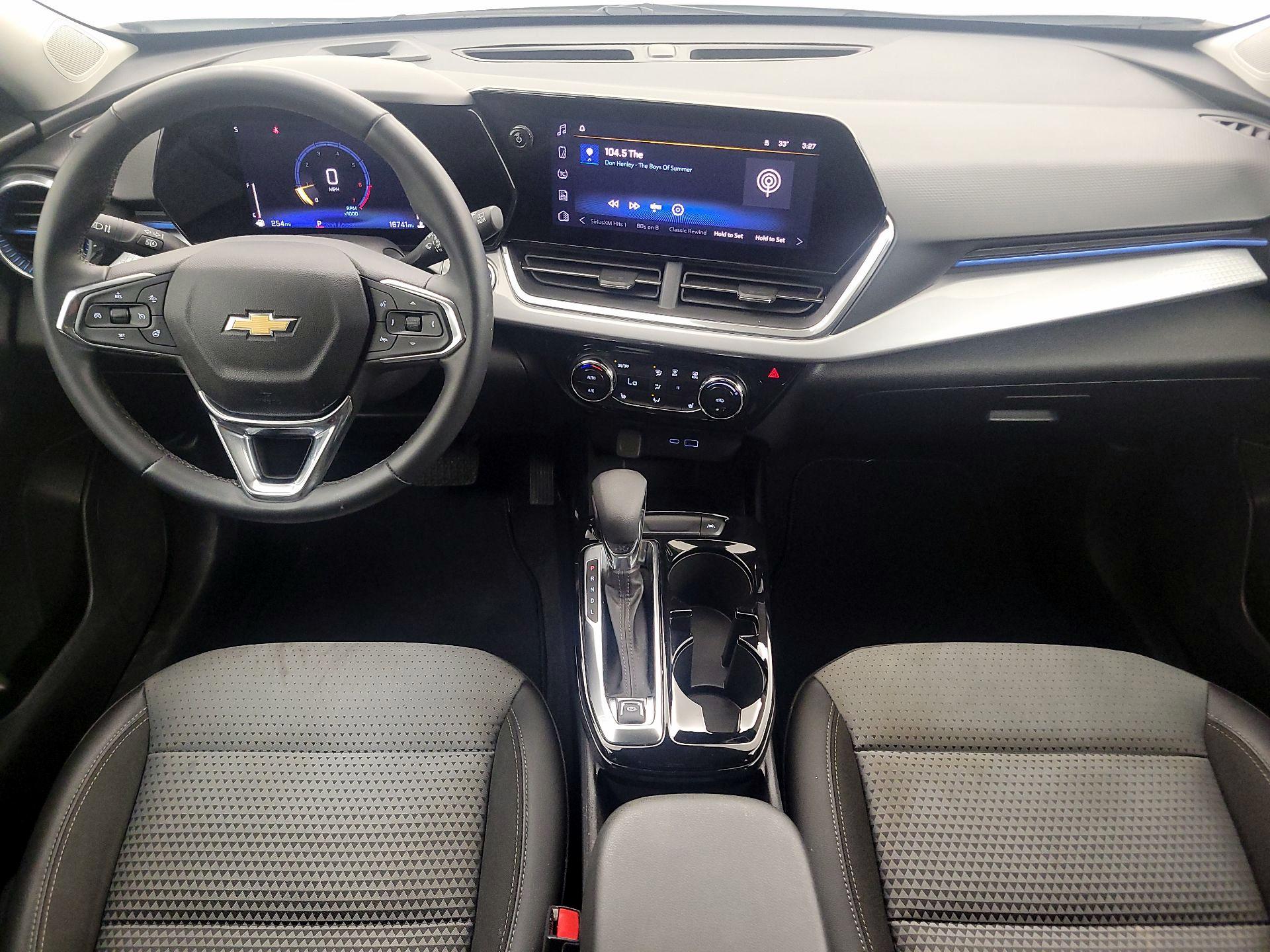 Thumbnail: 2024 Chevrolet Trax - 9