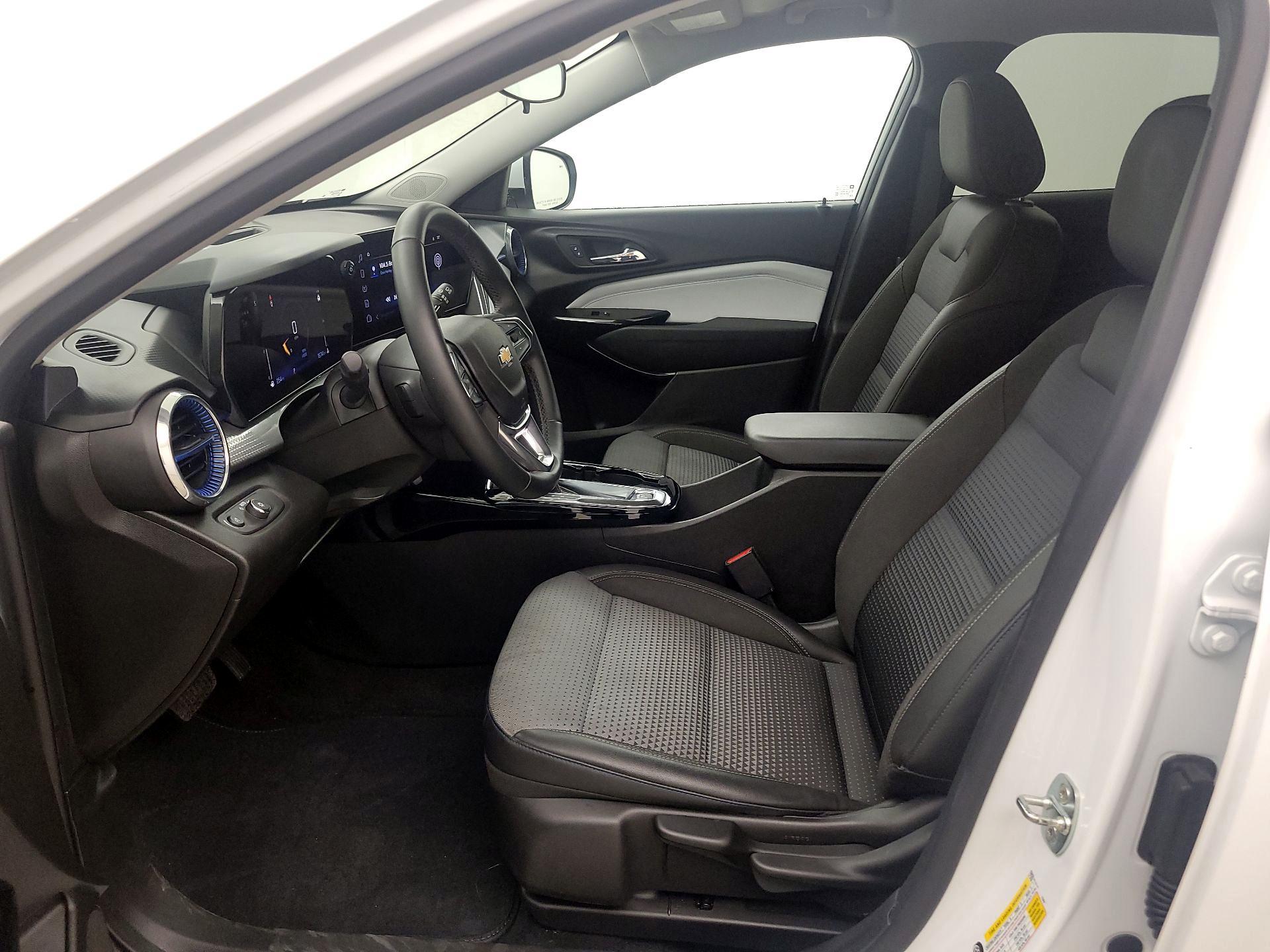 Thumbnail: 2024 Chevrolet Trax - 11