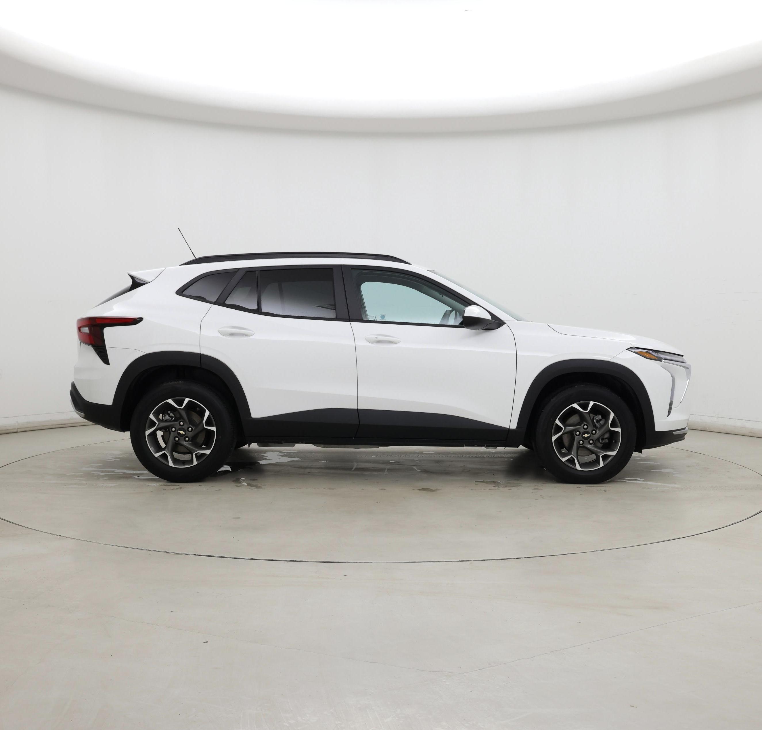 Thumbnail: 2024 Chevrolet Trax - 7