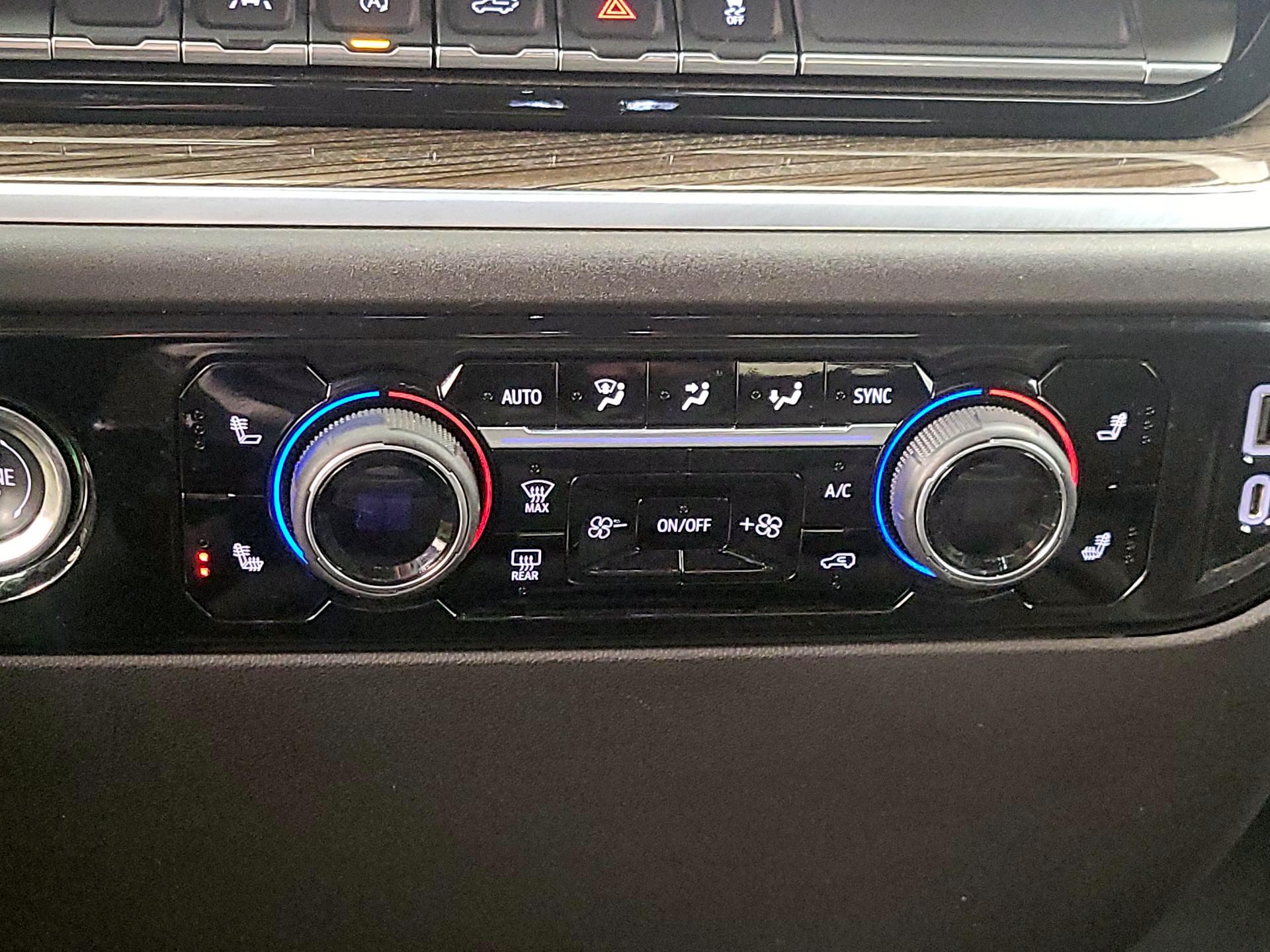 Thumbnail: 2022 Chevrolet Silverado 1500 - 16