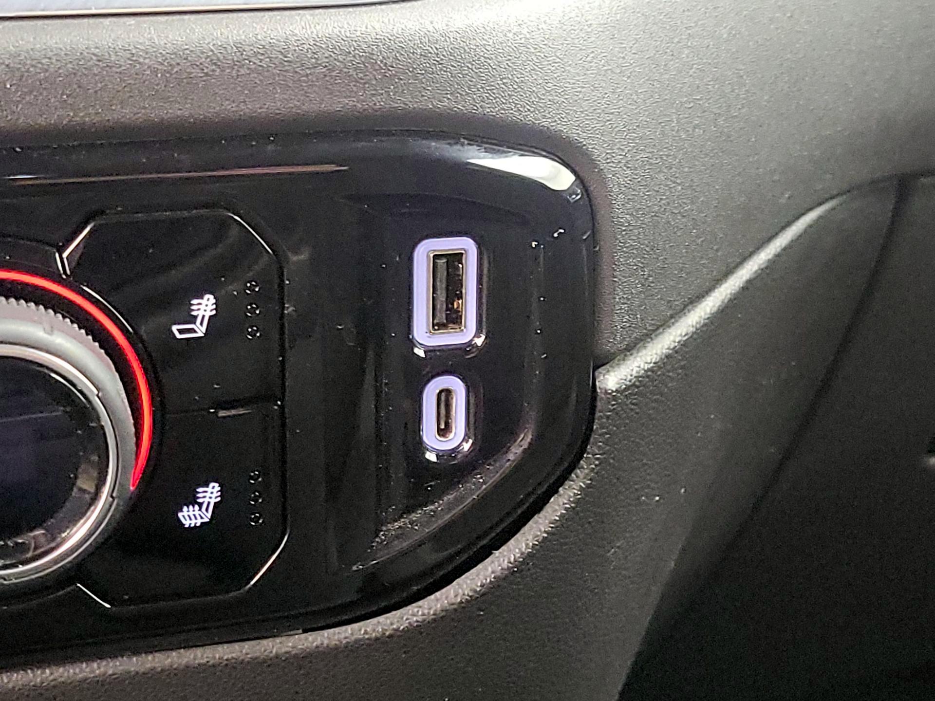 Thumbnail: 2022 Chevrolet Silverado 1500 - 18