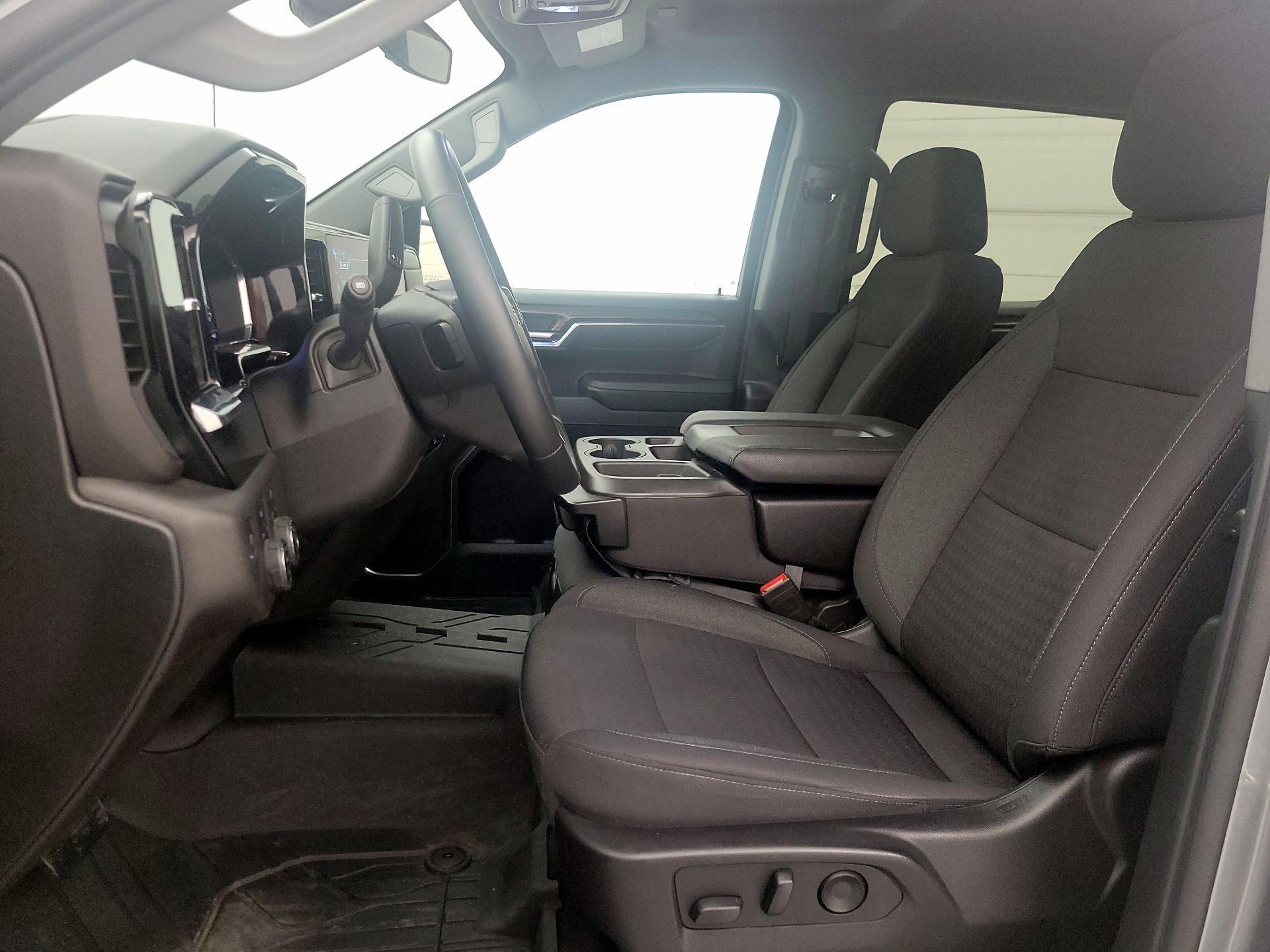 Thumbnail: 2023 Chevrolet Silverado 1500 - 11